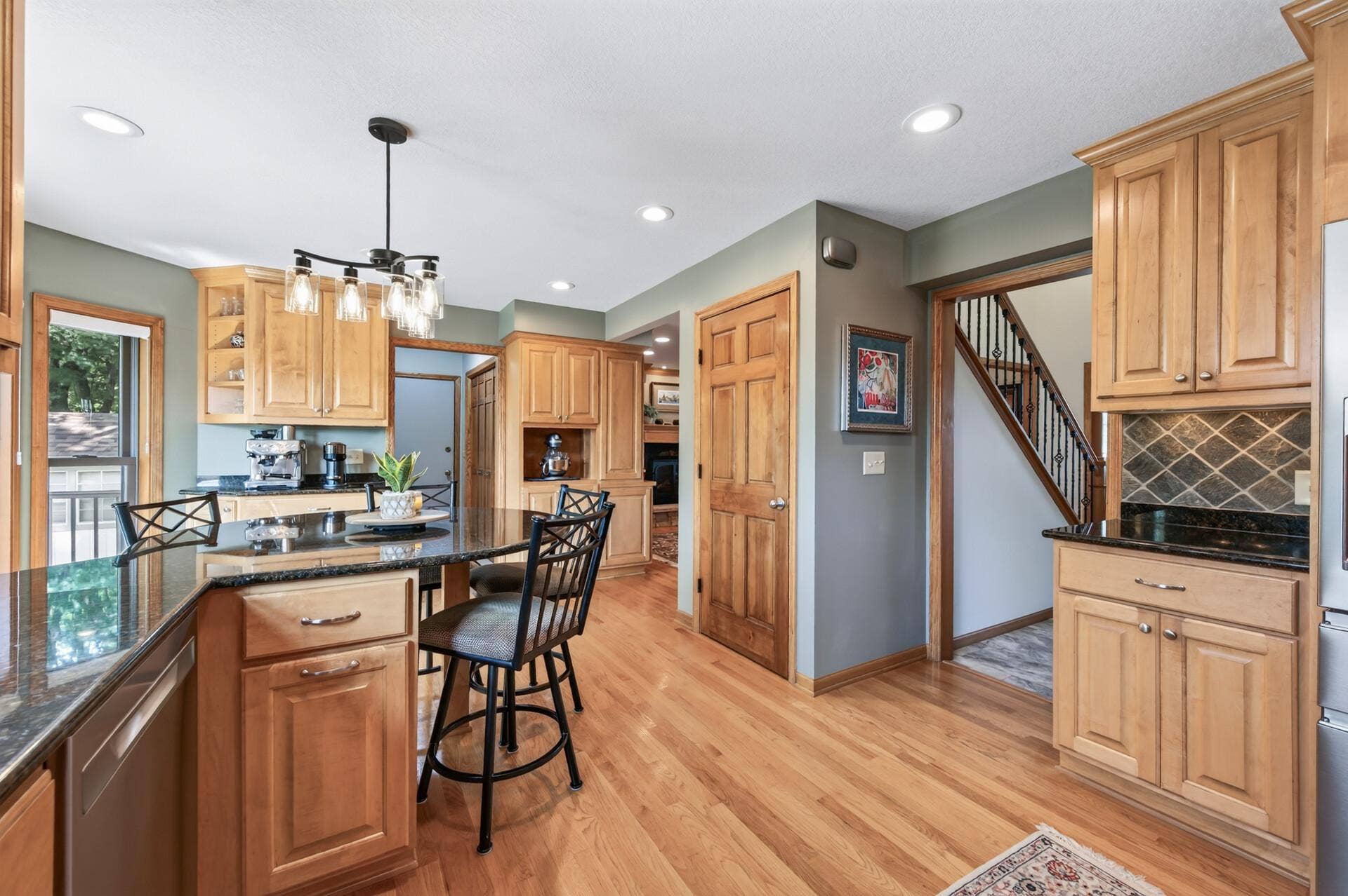 8945 Dallas Lane N, Maple Grove, MN 55369 18_8945_Dallas18_mls.jpg