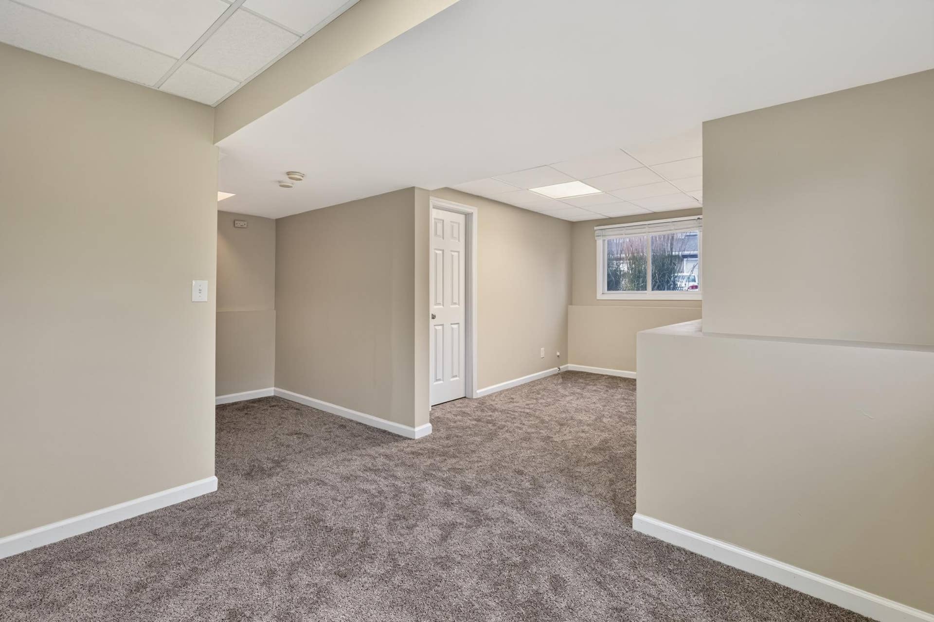 9313 Loch Lomond Lane, Brooklyn Park, MN 55443 9313 Loch Lomond Lane, Brooklyn Park, MN 55443