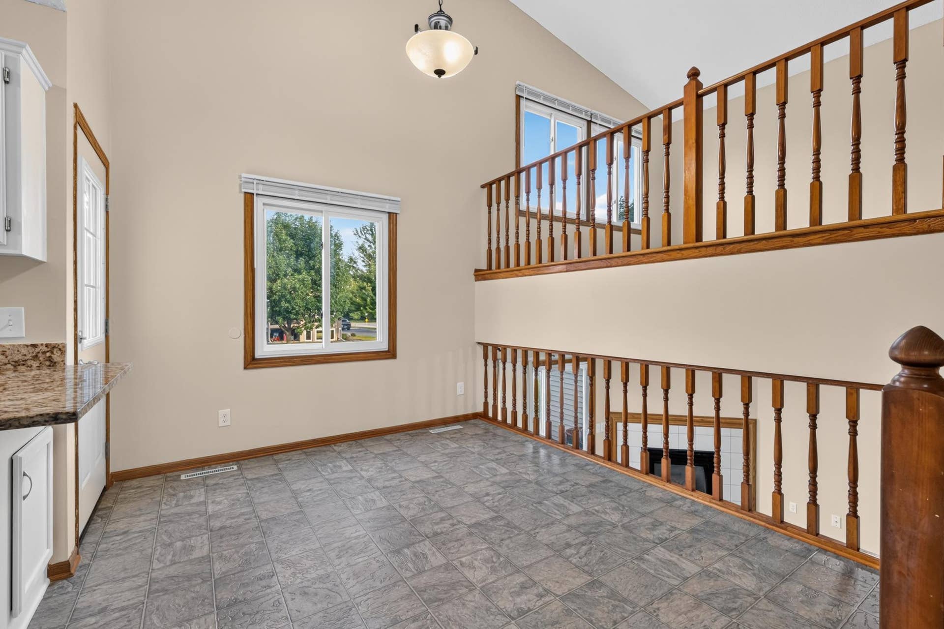 9313 Loch Lomond Lane, Brooklyn Park, MN 55443 9313 Loch Lomond Lane, Brooklyn Park, MN 55443