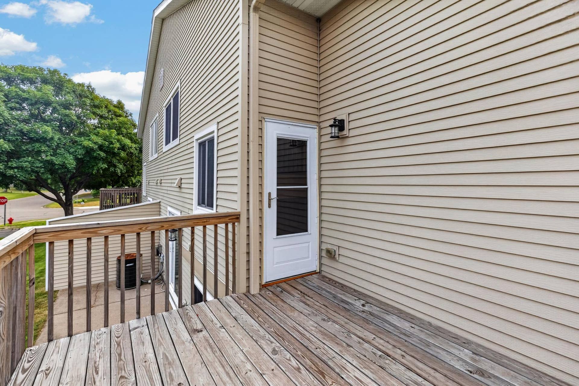 9313 Loch Lomond Lane, Brooklyn Park, MN 55443 9313 Loch Lomond Lane, Brooklyn Park, MN 55443