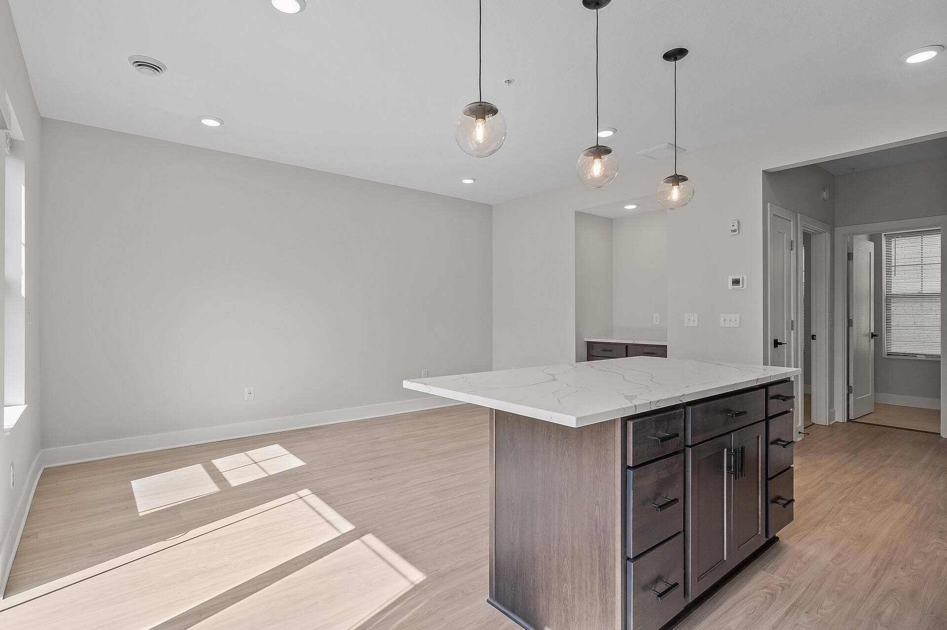 2413 1st Avenue S, 84, Minneapolis, MN 55404 45_2413_1st_Ave45_mls.jpg