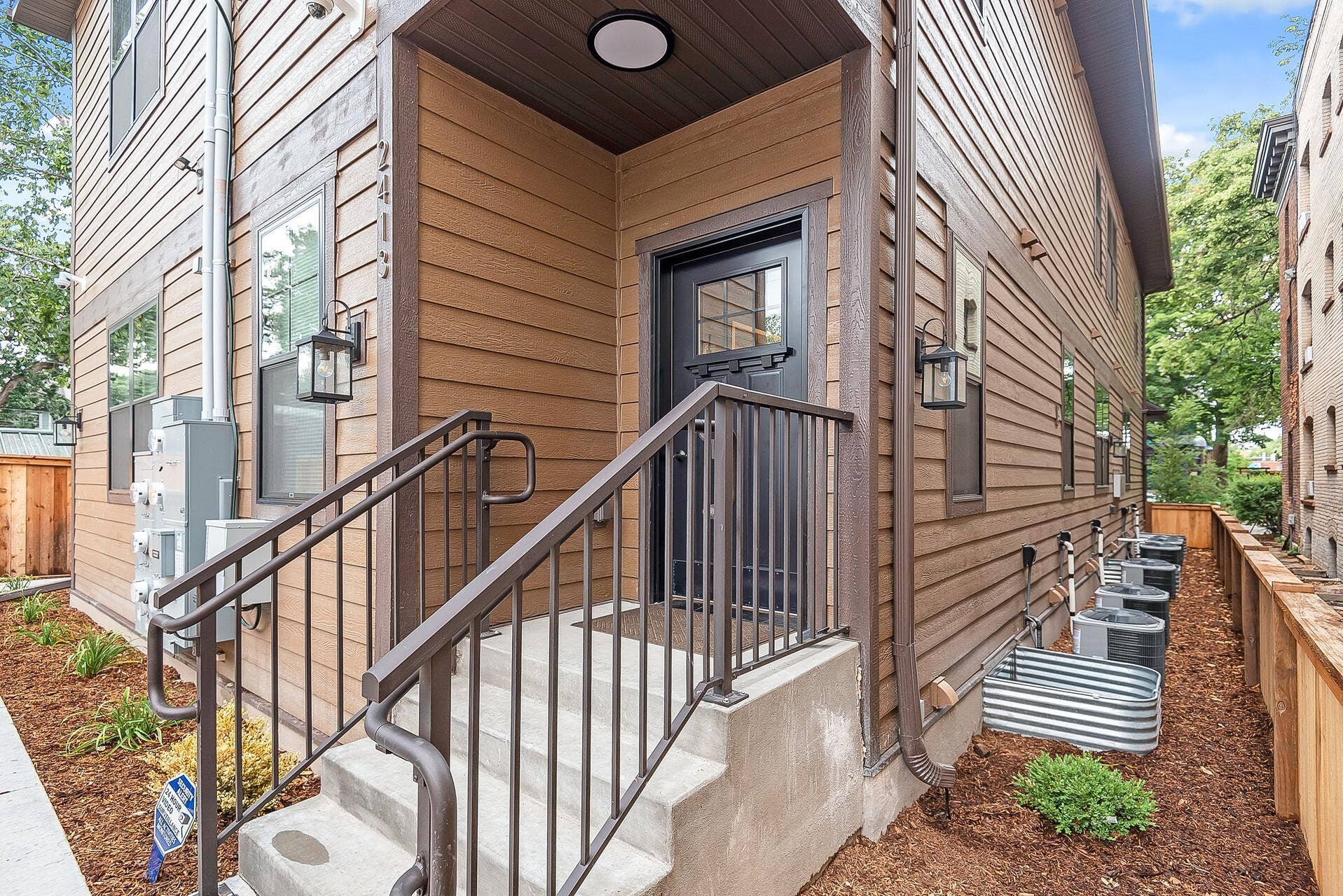 2413 1st Avenue S, 84, Minneapolis, MN 55404 11.jpg
