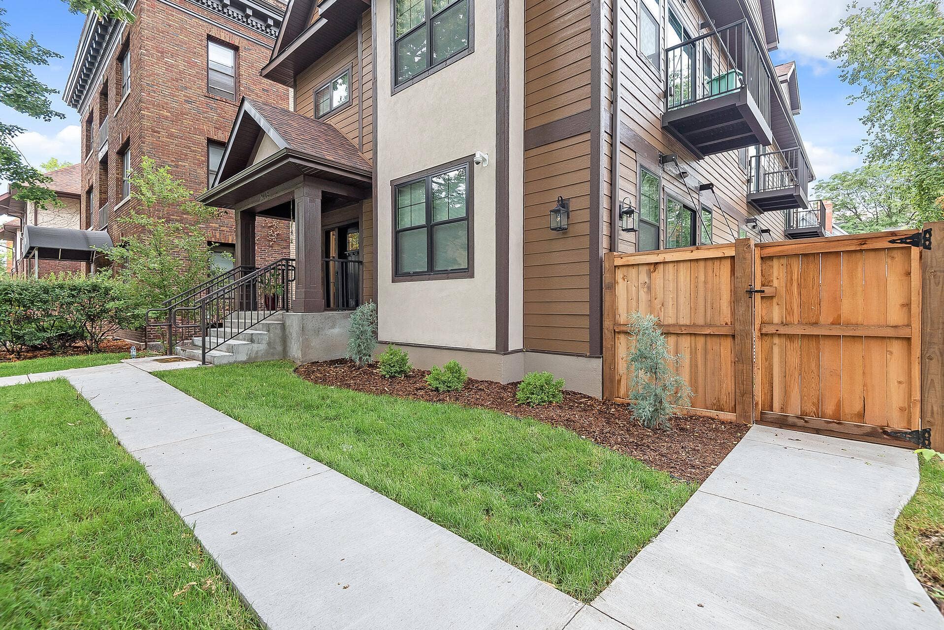 2413 1st Avenue S, 84, Minneapolis, MN 55404 2.jpg