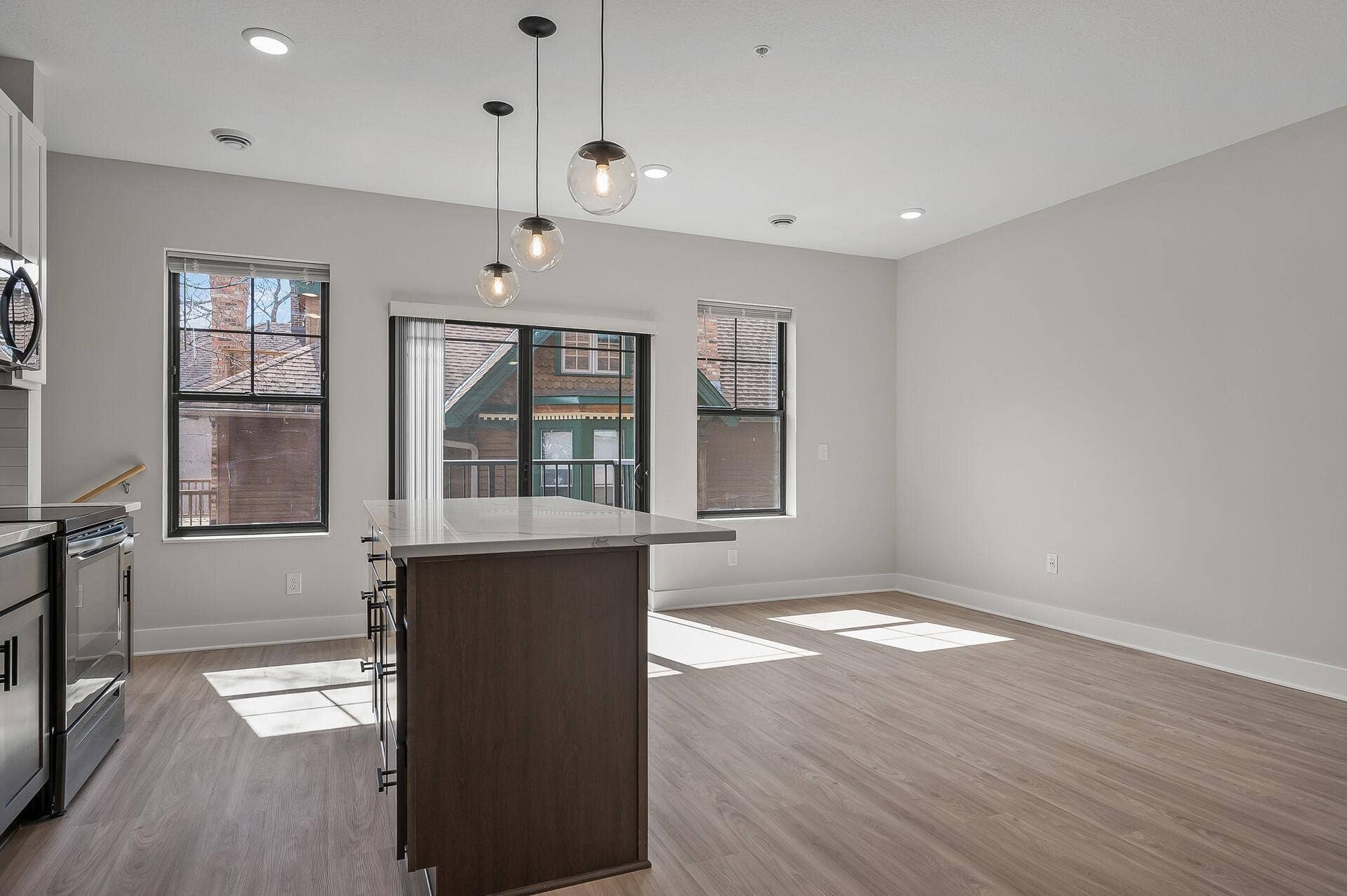 2413 1st Avenue S, 84, Minneapolis, MN 55404 46_2413_1st_Ave46_mls.jpg