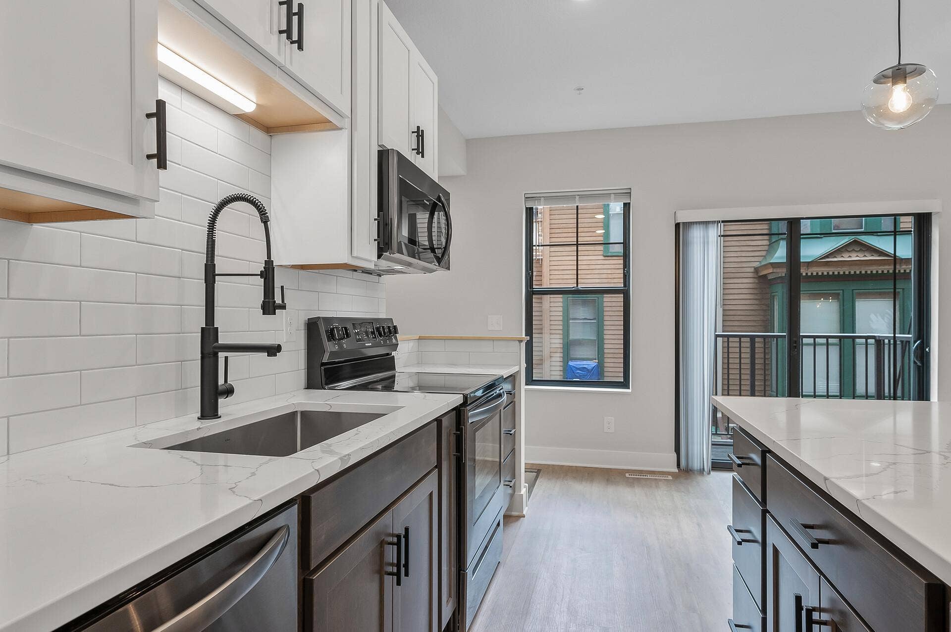 2413 1st Avenue S, 84, Minneapolis, MN 55404 35_2413_1st_Ave35_mls.jpg