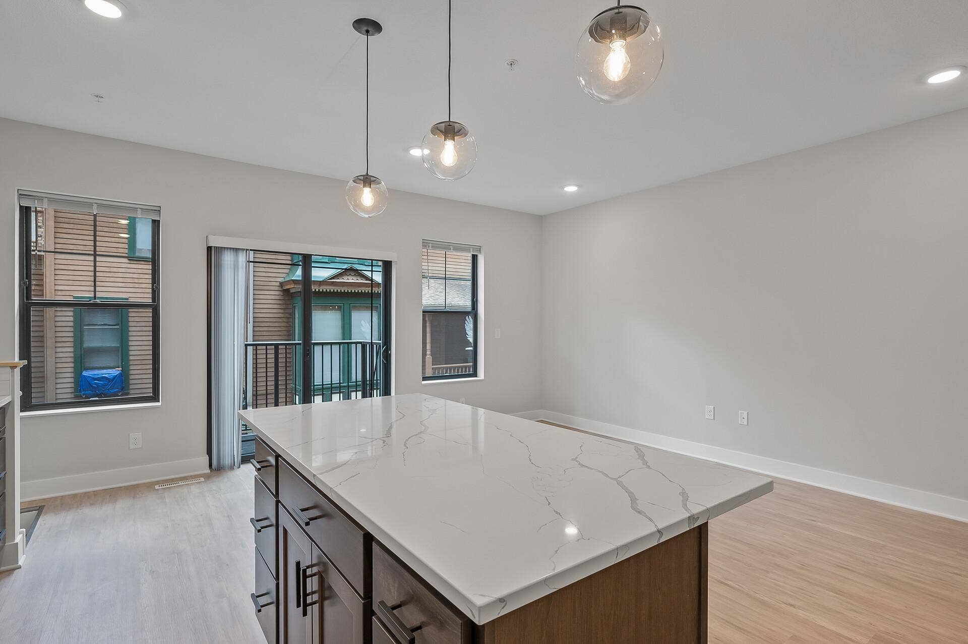 2413 1st Avenue S, 84, Minneapolis, MN 55404 32_2413_1st_Ave32_mls.jpg