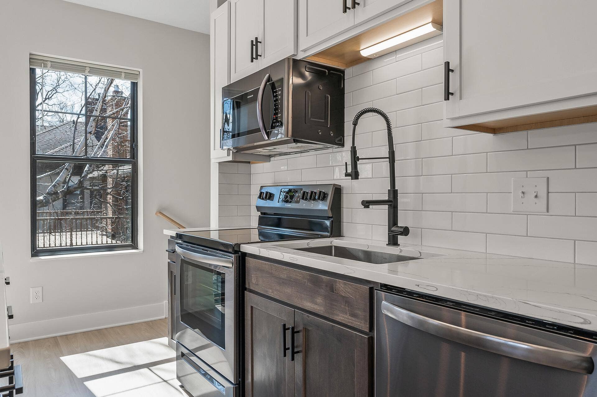 2413 1st Avenue S, 84, Minneapolis, MN 55404 68_2413_1st_Ave68_mls.jpg