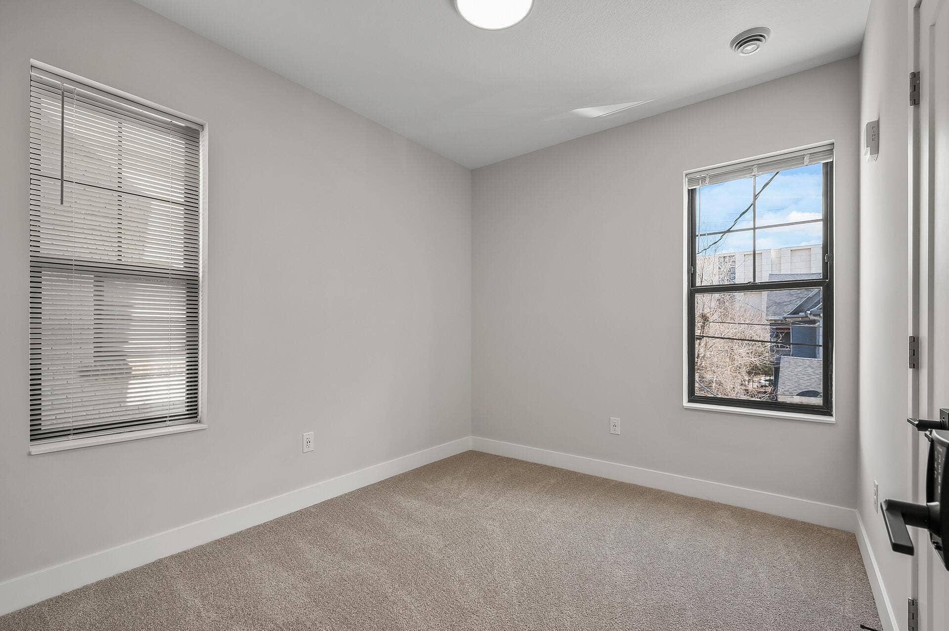 2413 1st Avenue S, 84, Minneapolis, MN 55404 69_2413_1st_Ave69_mls.jpg