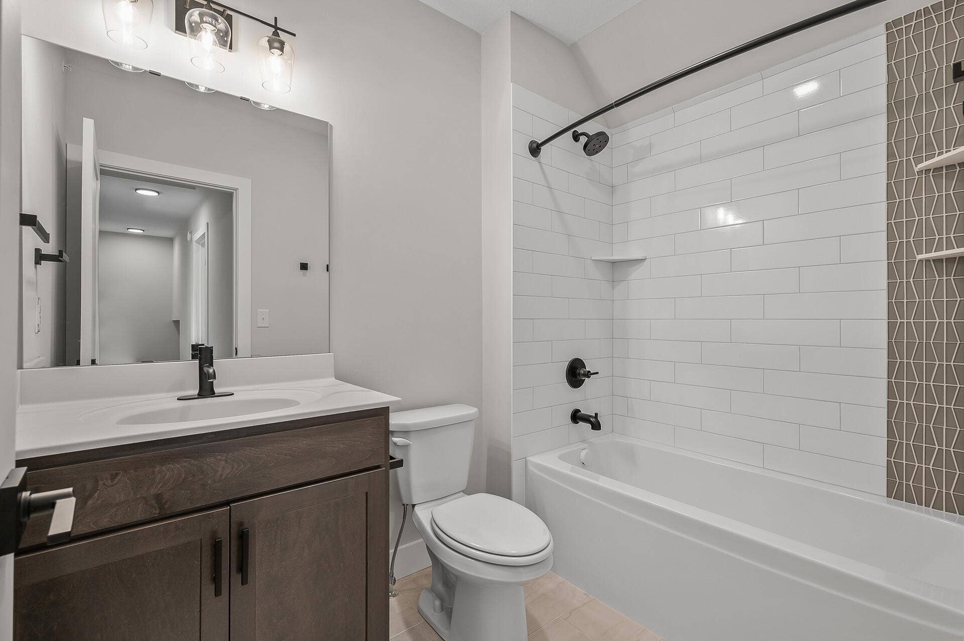 2413 1st Avenue S, 84, Minneapolis, MN 55404 56_2413_1st_Ave56_mls.jpg
