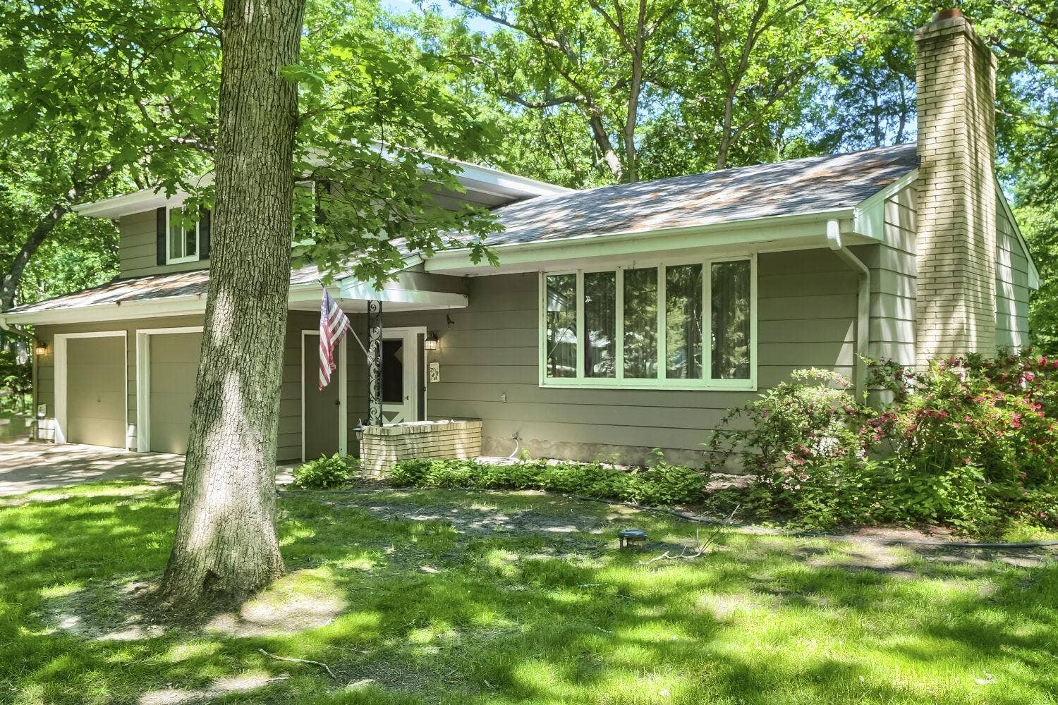 4696 126th Street N, White Bear Lake, MN 55110 Welcome to 4696 126th St