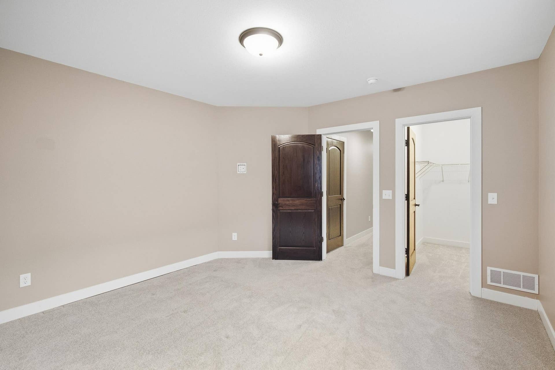 820 Fieldcrest Drive, Mankato, MN 56001 27.jpg