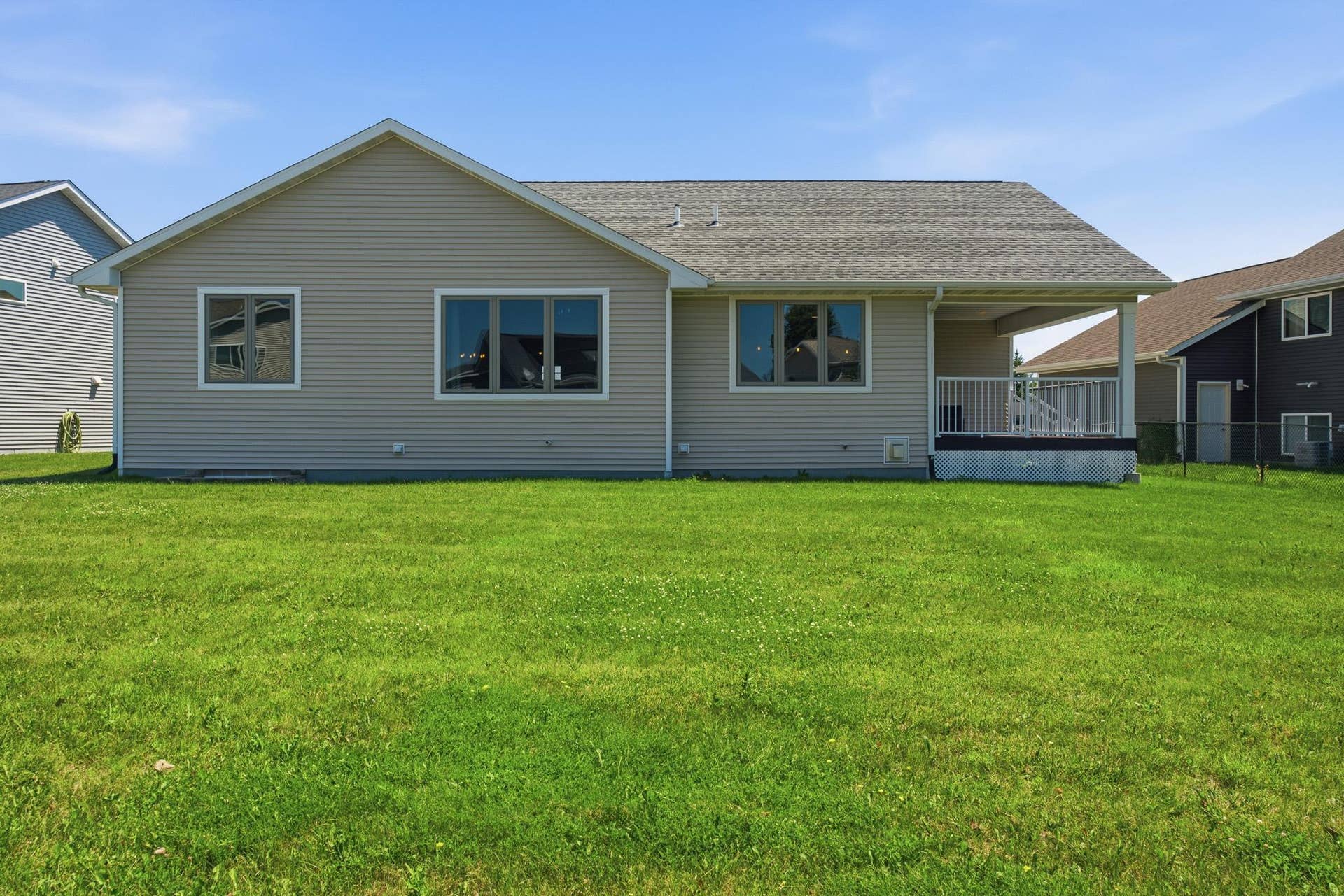 820 Fieldcrest Drive, Mankato, MN 56001 820 Fieldcrest Drive, Mankato, MN 56001