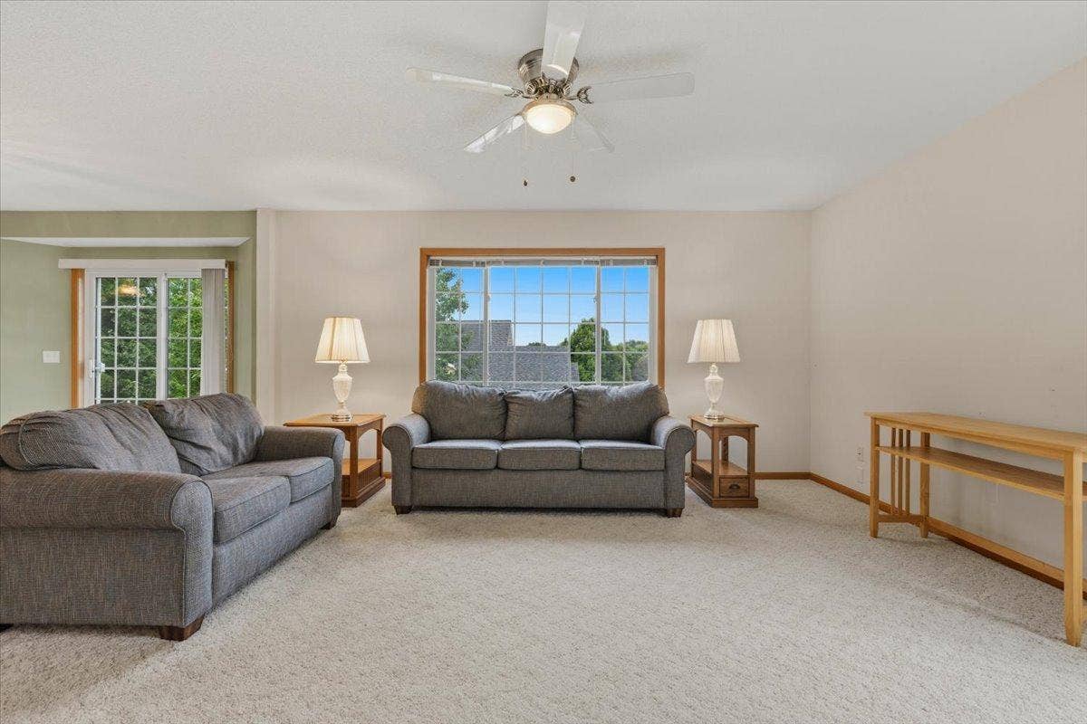931 Sterling Street S, Maplewood, MN 55119 12-DSC07123.jpg
