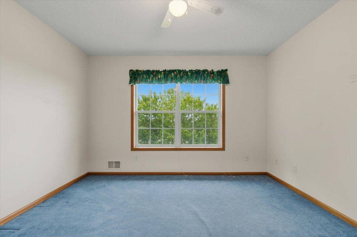 931 Sterling Street S, Maplewood, MN 55119 38-DSC07283.jpg
