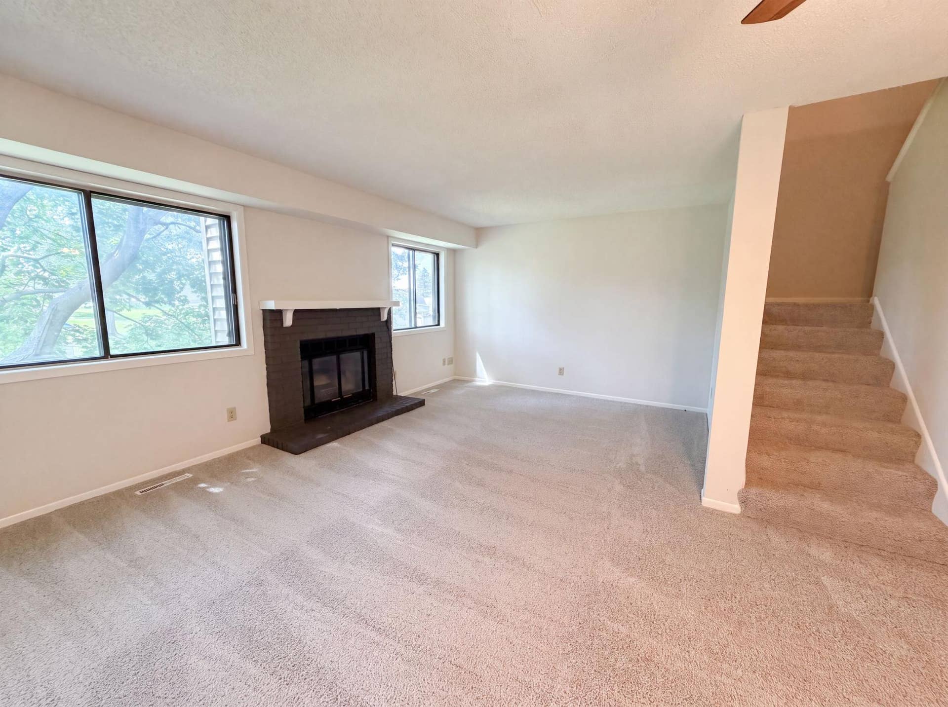 201 Bridlewood Drive, 88, Saint Paul, MN 55119 listing_6.jpg