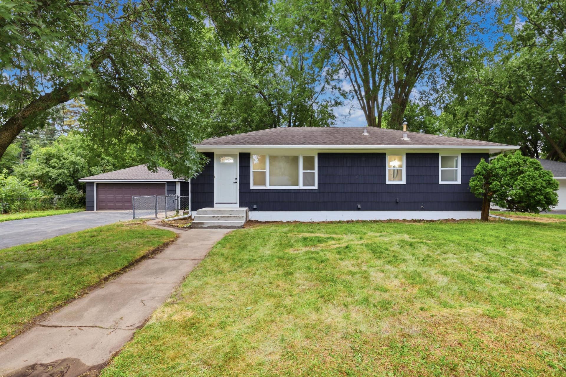 6717 65th Avenue N, Brooklyn Park, MN 55428 HT8A1386-Edit.jpg