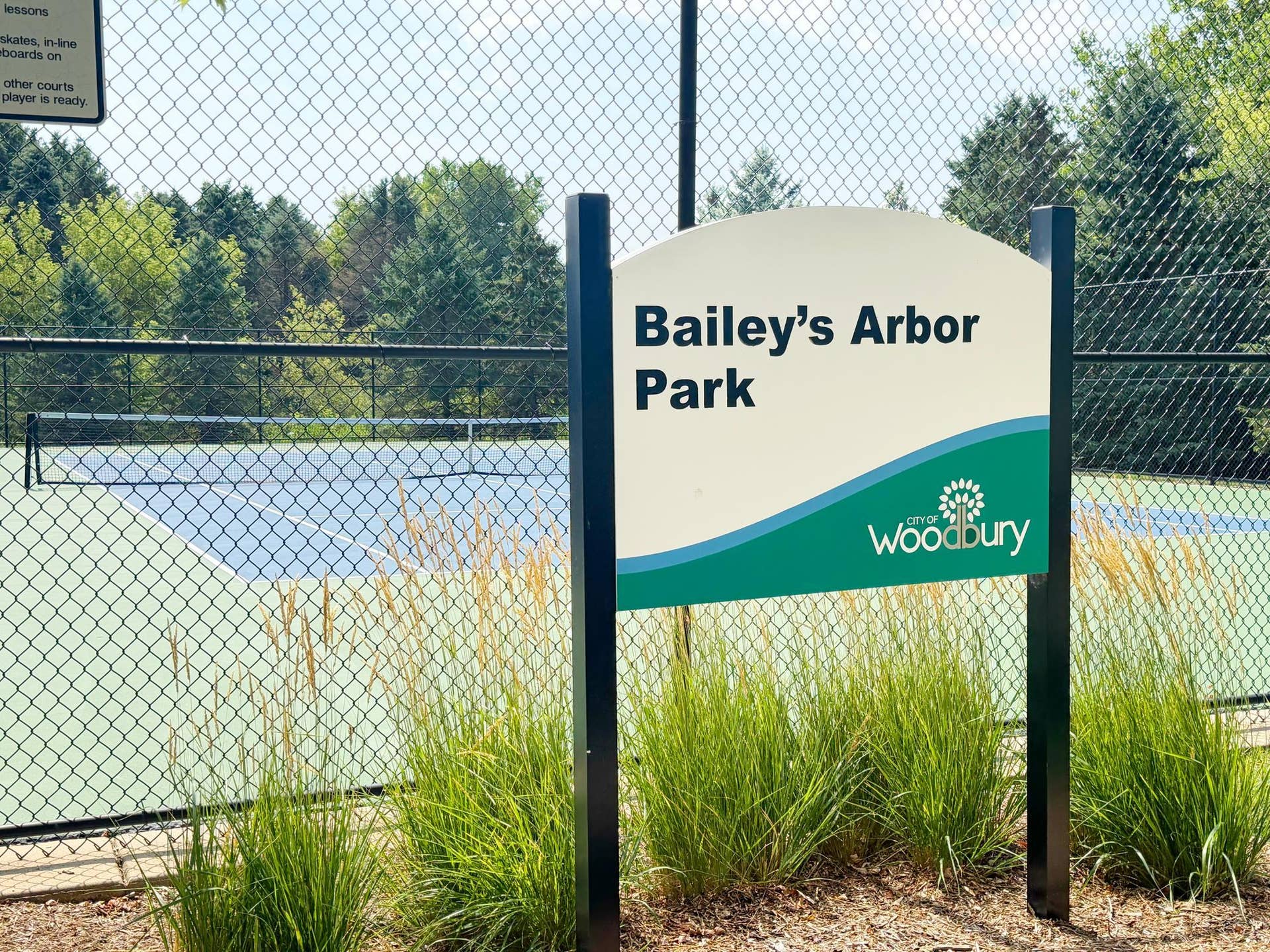 11011 Oak Grove Circle, #B, Woodbury, MN 55129 Parks, paths and courts