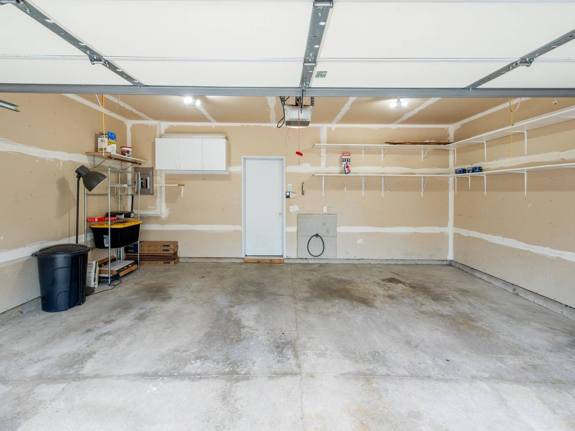 11011 Oak Grove Circle, #B, Woodbury, MN 55129 Two car garage