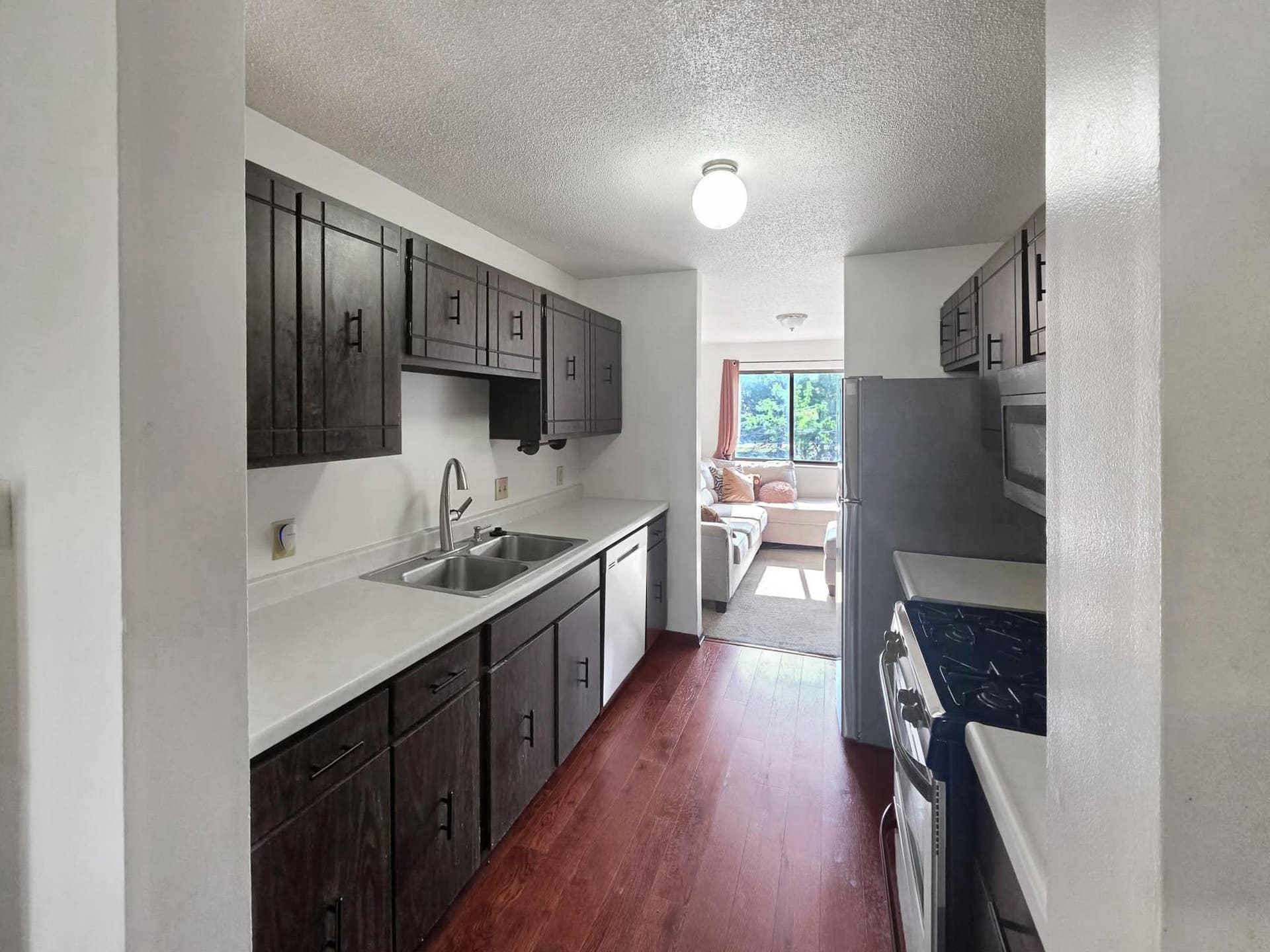 7501 62nd Court N, Brooklyn Park, MN 55428 Kitchen