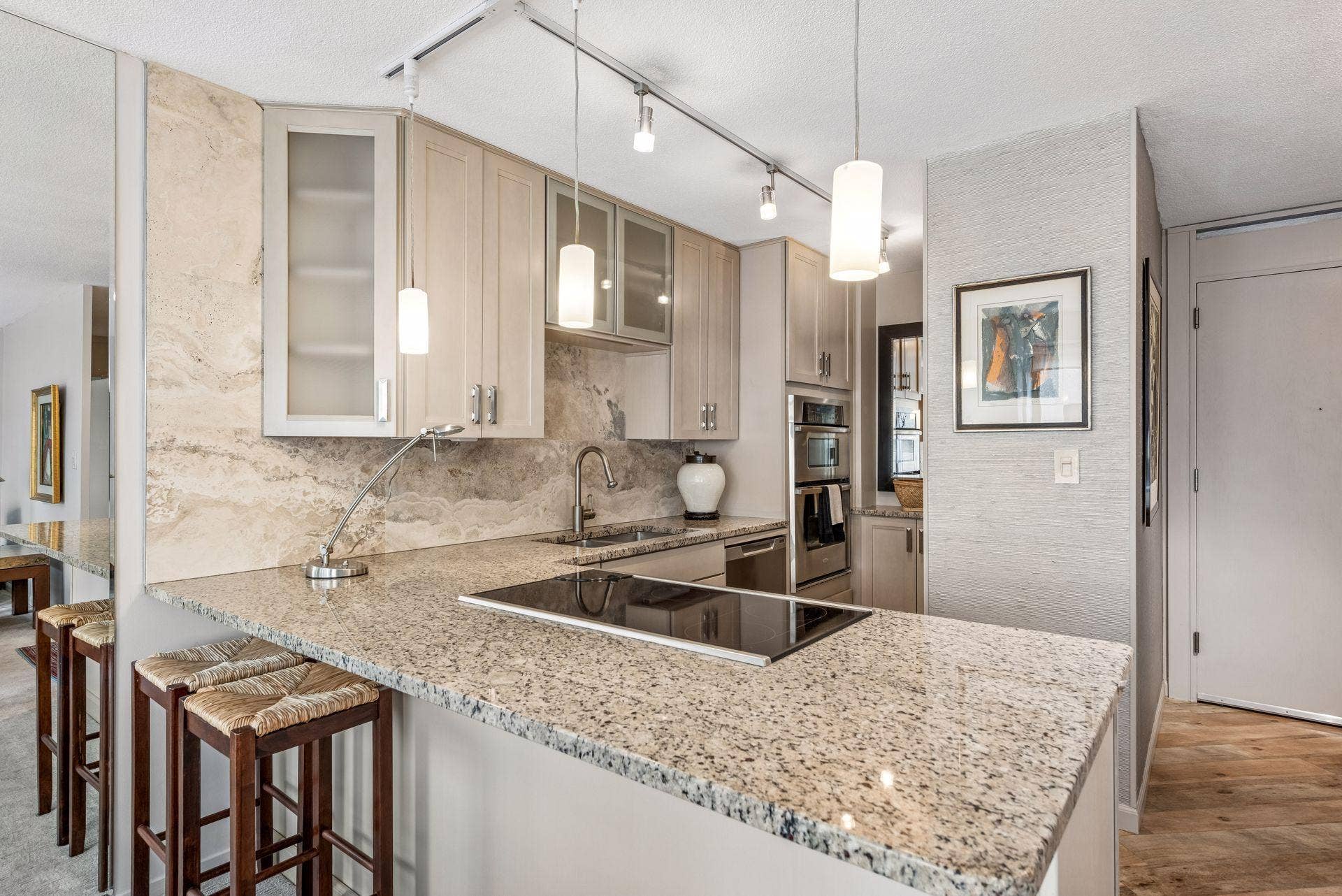 19 S 1st Street, #B204, 19, Minneapolis, MN 55401 Welcome Home!