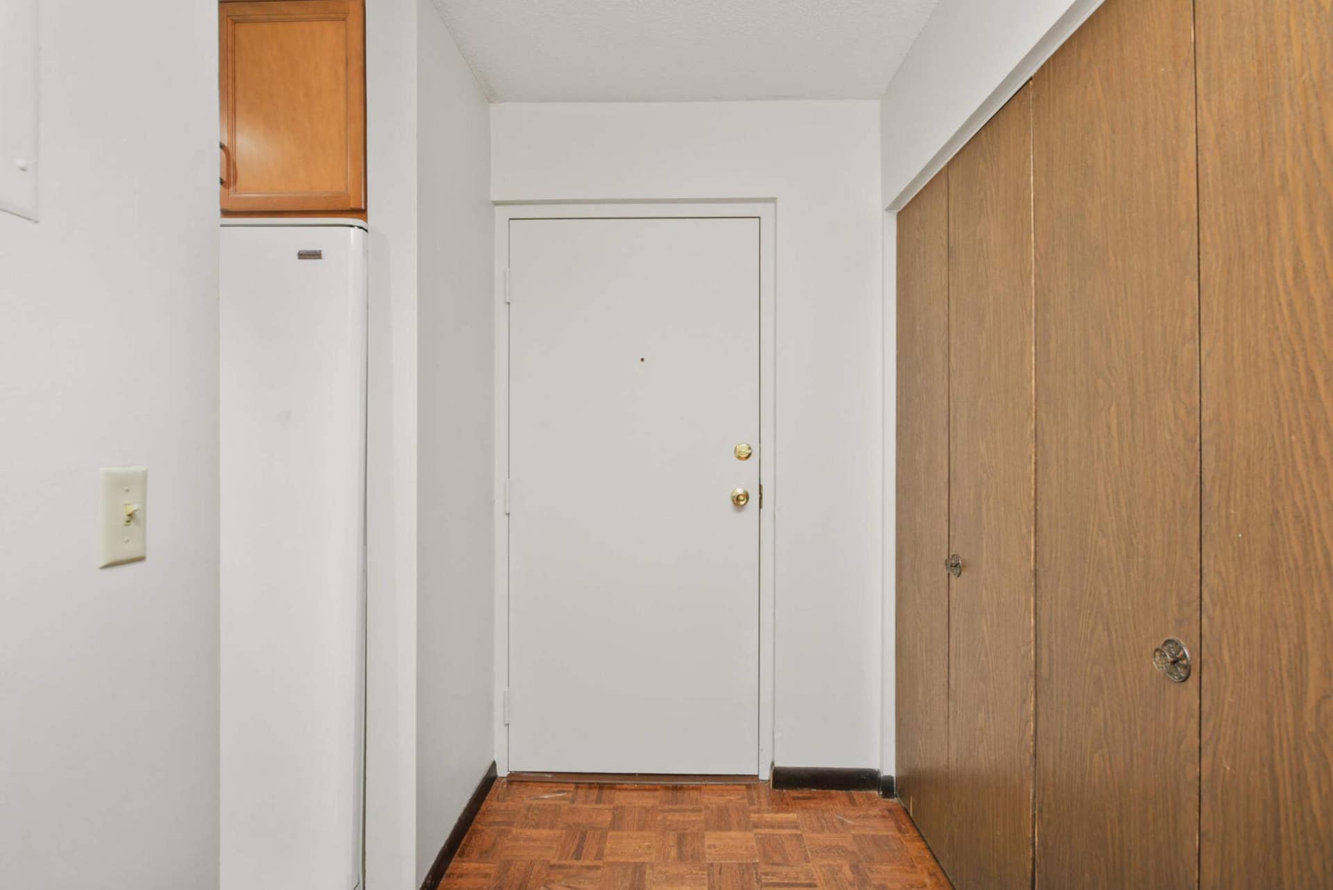 4201 Lakeside Avenue N, #113, Brooklyn Center, MN 55429 Step inside to a welcoming entry with a spacious coat closet, providing practical storage right at the front door.