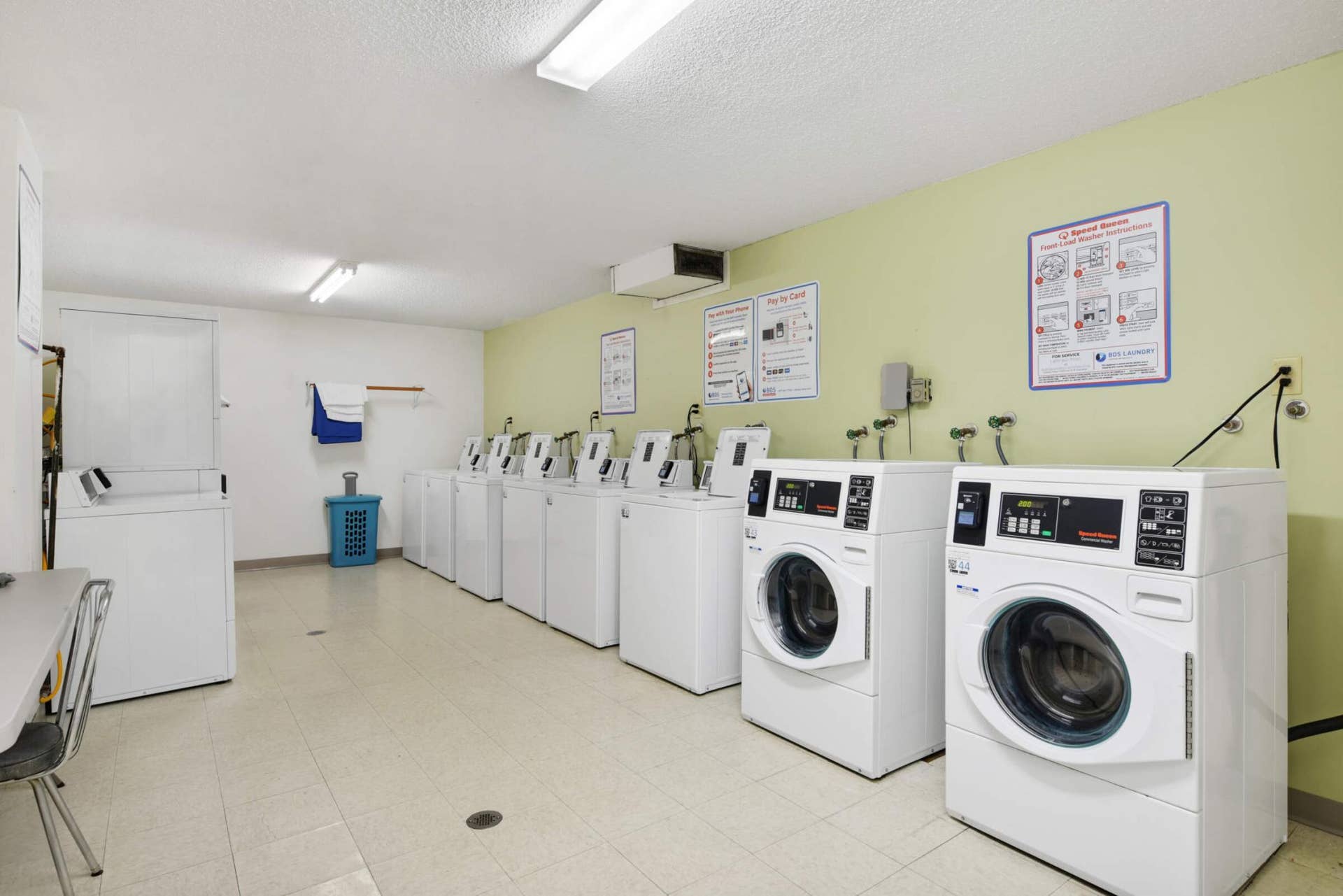 4201 Lakeside Avenue N, #113, Brooklyn Center, MN 55429 Two large, clean community laundry rooms with multiple card reading machines for added convenience and minimal wait times.