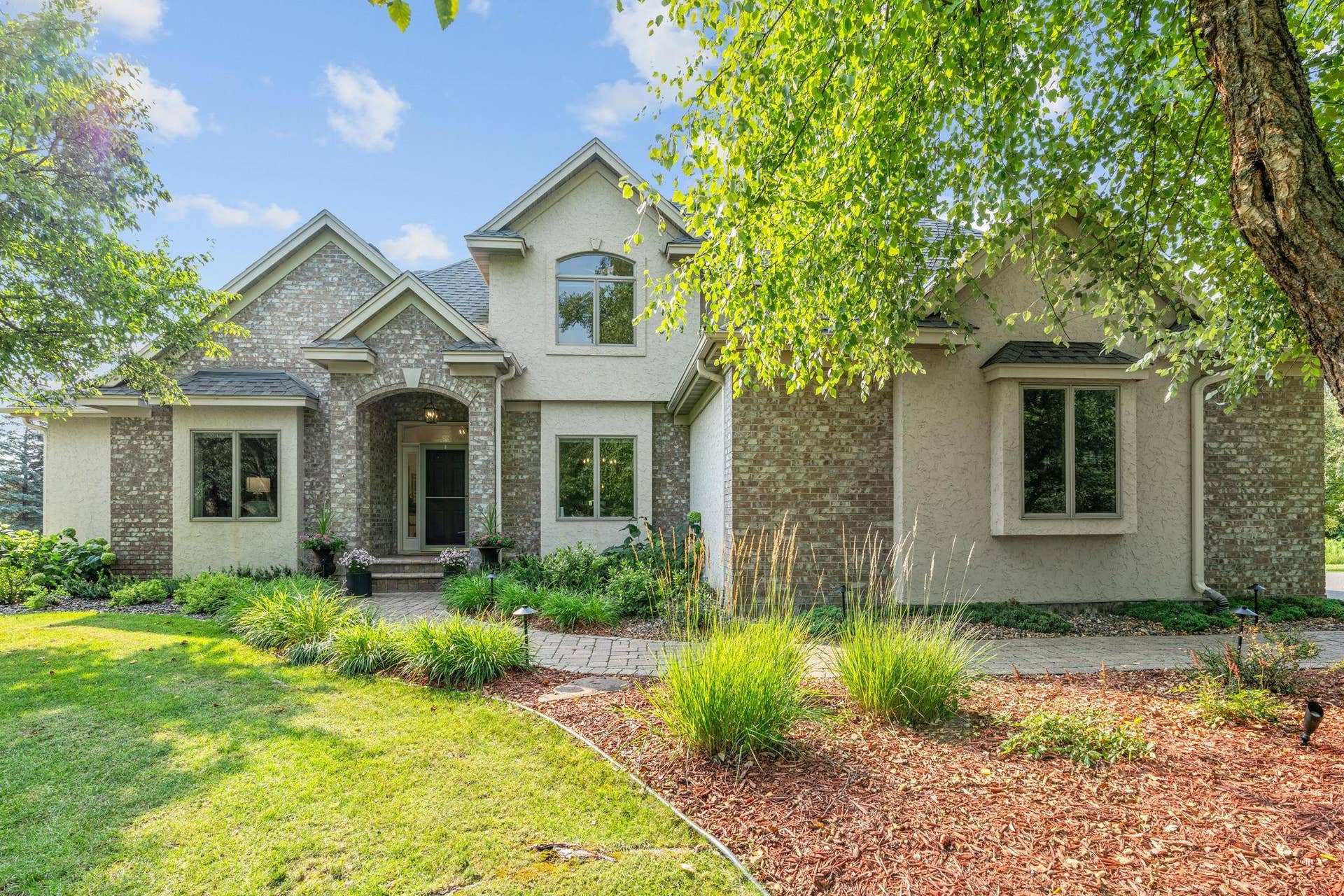 4700 McDonald Dr Place N, Stillwater, MN 55082 2-web-or-mls-4700 McDonald Dr Pl N-2.jpg