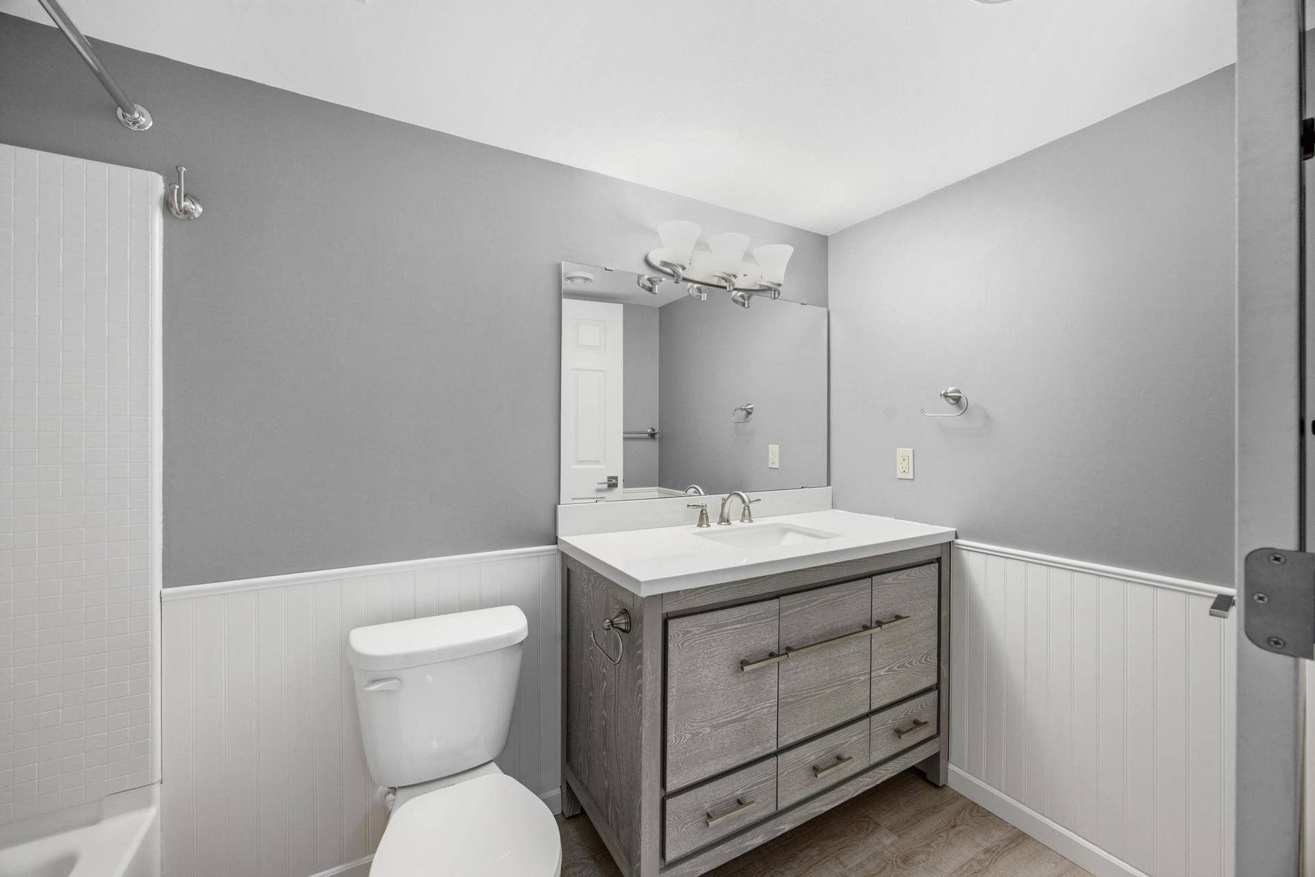 8270 Arrowwood Lane N, Maple Grove, MN 55369 8270 Arrowwood Lane N, Maple Grove, MN 55369