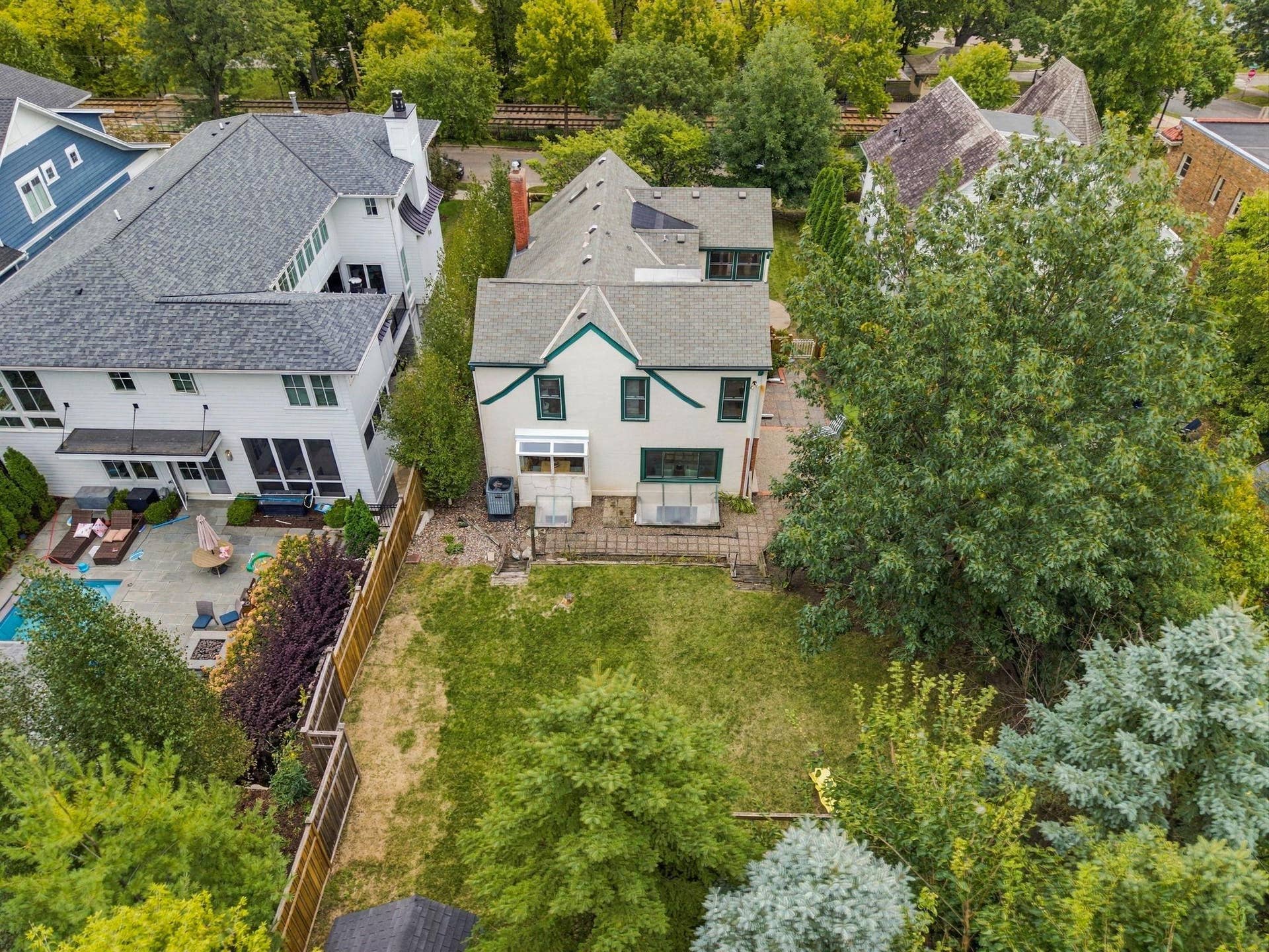 4120 Queen Avenue S, 42, Minneapolis, MN 55410 6-web-or-mls-4120 Queen Ave S-12.jpg