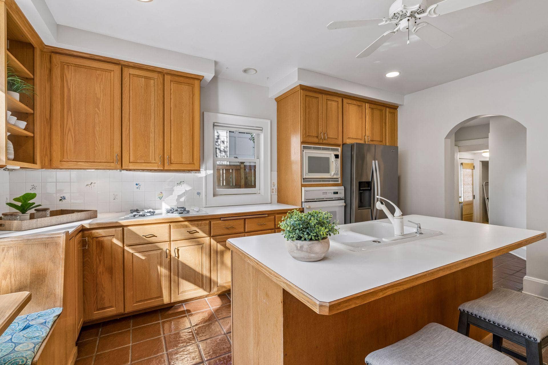 4120 Queen Avenue S, 42, Minneapolis, MN 55410 C5.jpg