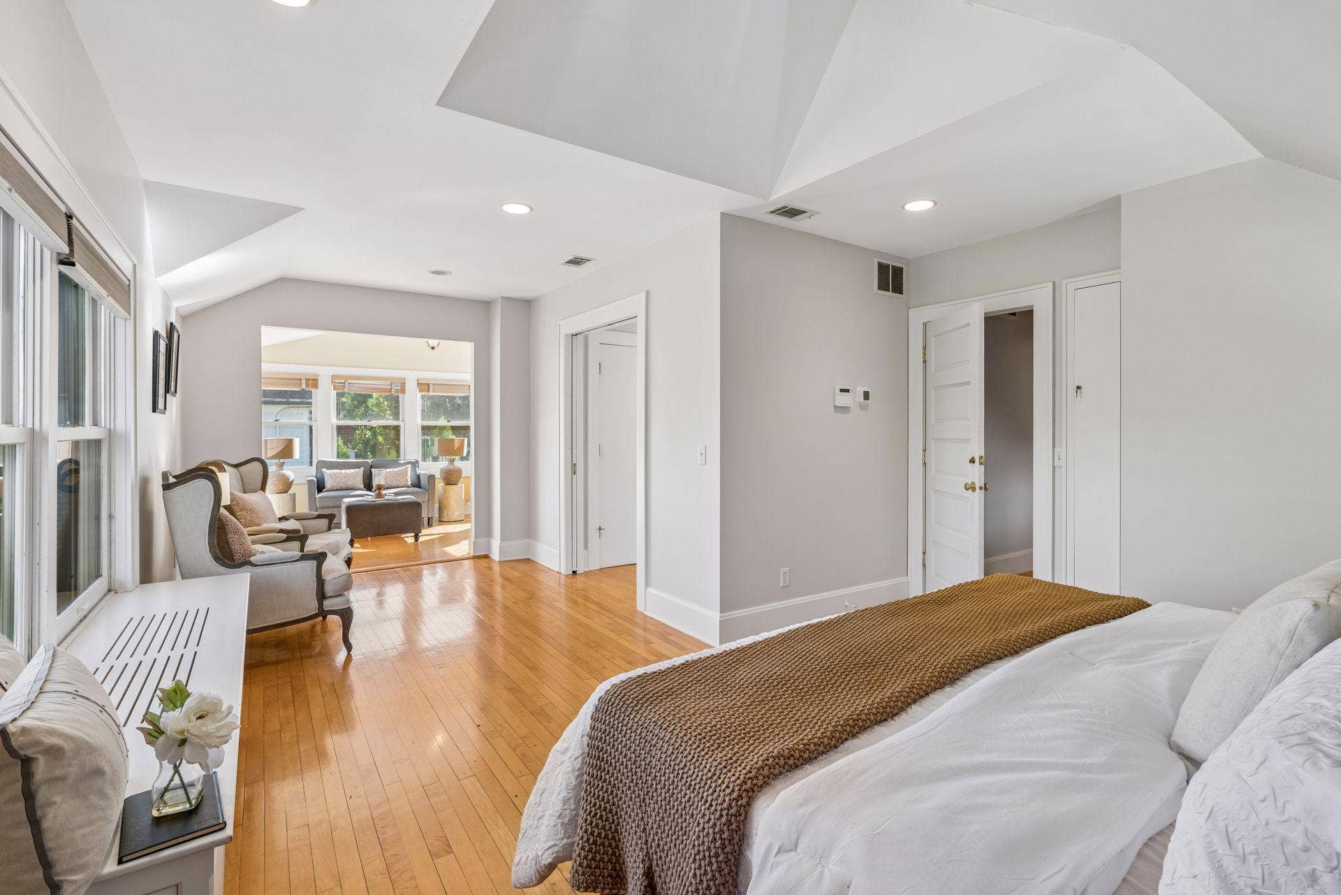 4120 Queen Avenue S, 42, Minneapolis, MN 55410 C9.jpg