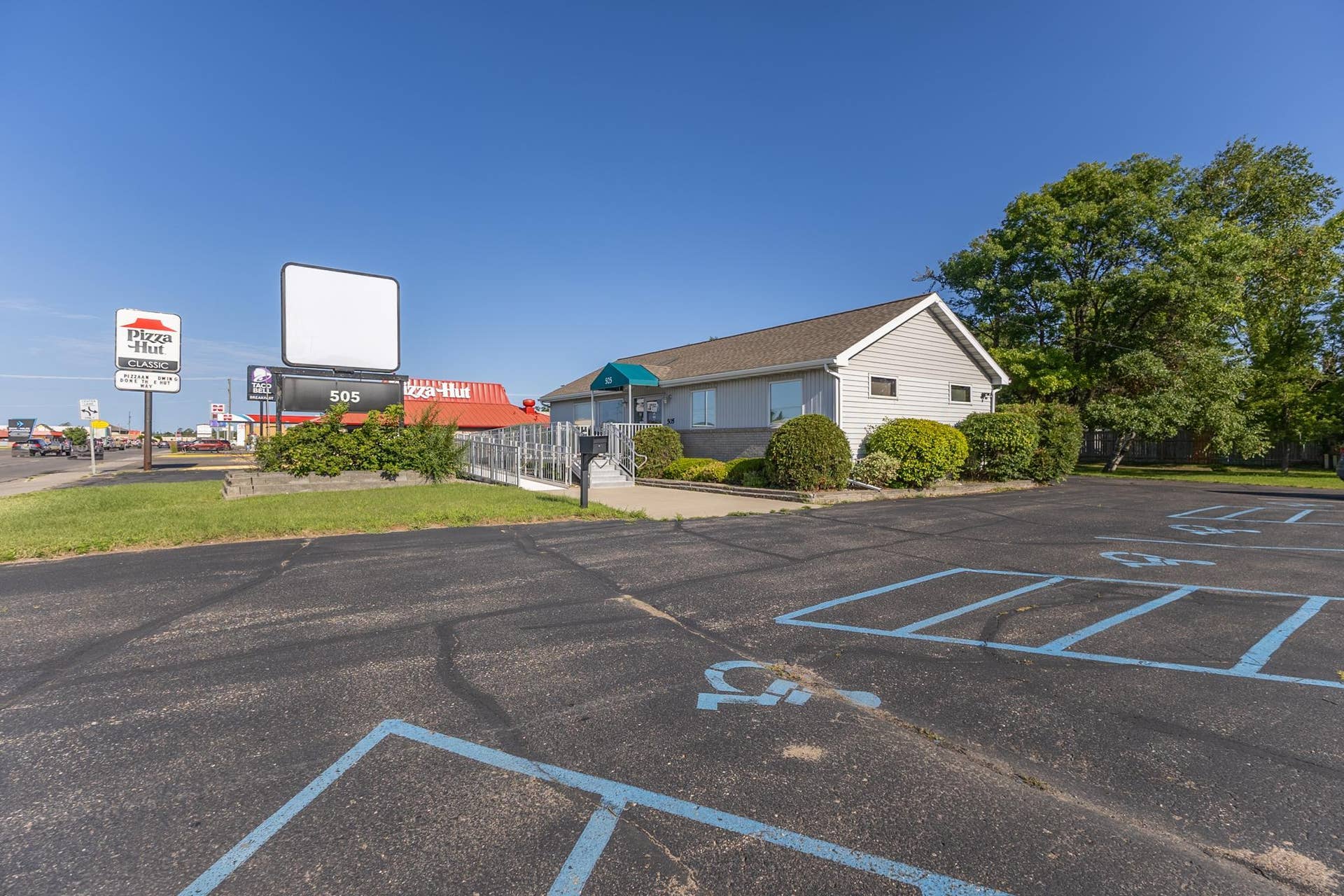 505 Paul Bunyan Drive NW, Bemidji, MN 56601 505-1.jpg