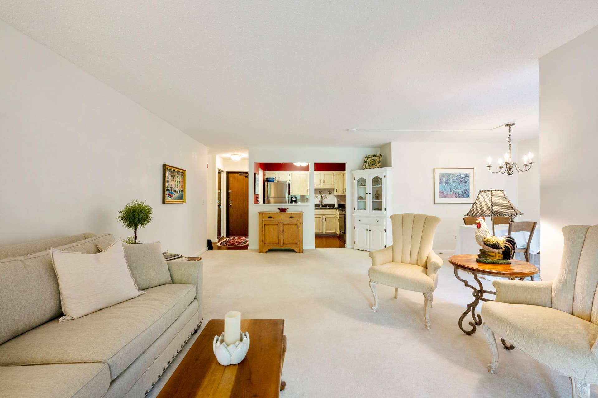 1800 Riverwood Drive, #301, Burnsville, MN 55337 Welcome to your new home!