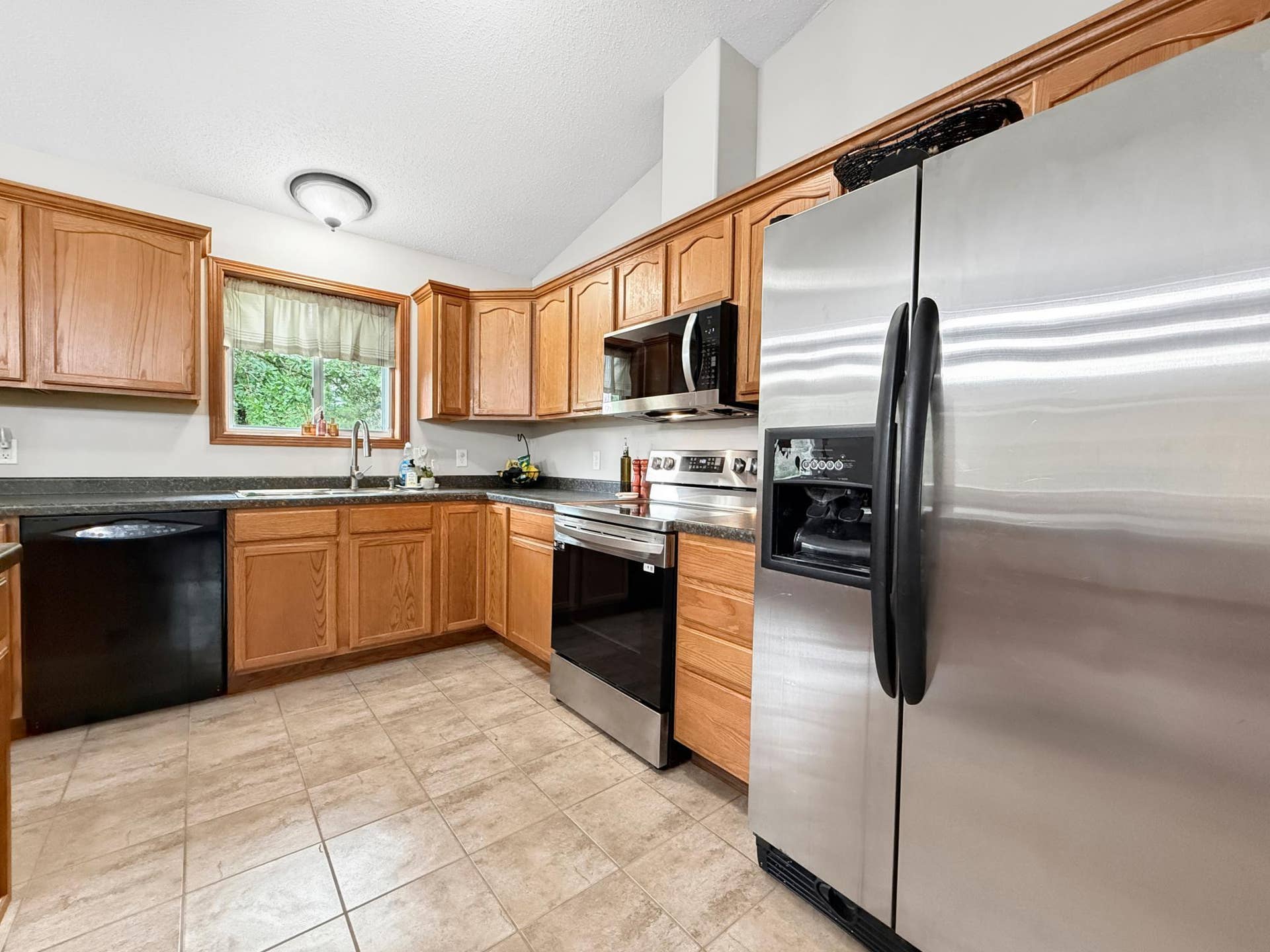 4437 Scotchpine Court NW, Bemidji, MN 56601 27379b6ecf44be662c9536d34e543a9e9a78b374.jpg