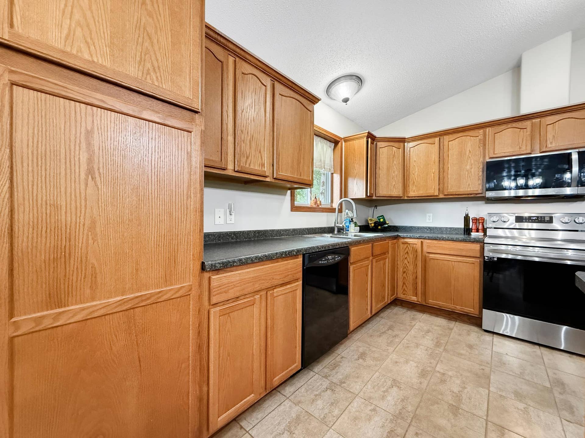 4437 Scotchpine Court NW, Bemidji, MN 56601 15be4e57122172ca0985255cfbf4b0c8ba6a8ff1.jpg