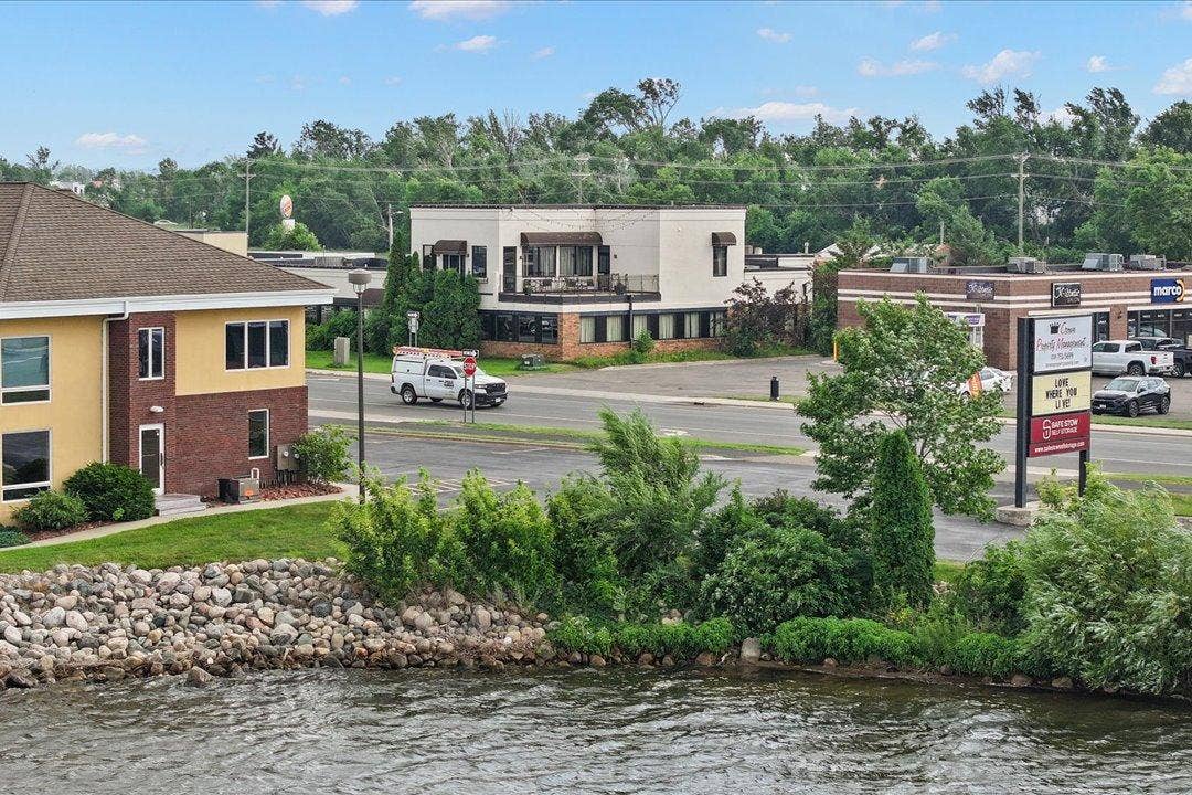 824 Paul Bunyan Drive SE, Bemidji, MN 56601 17-DJI_20260720151007_0615_D.jpg