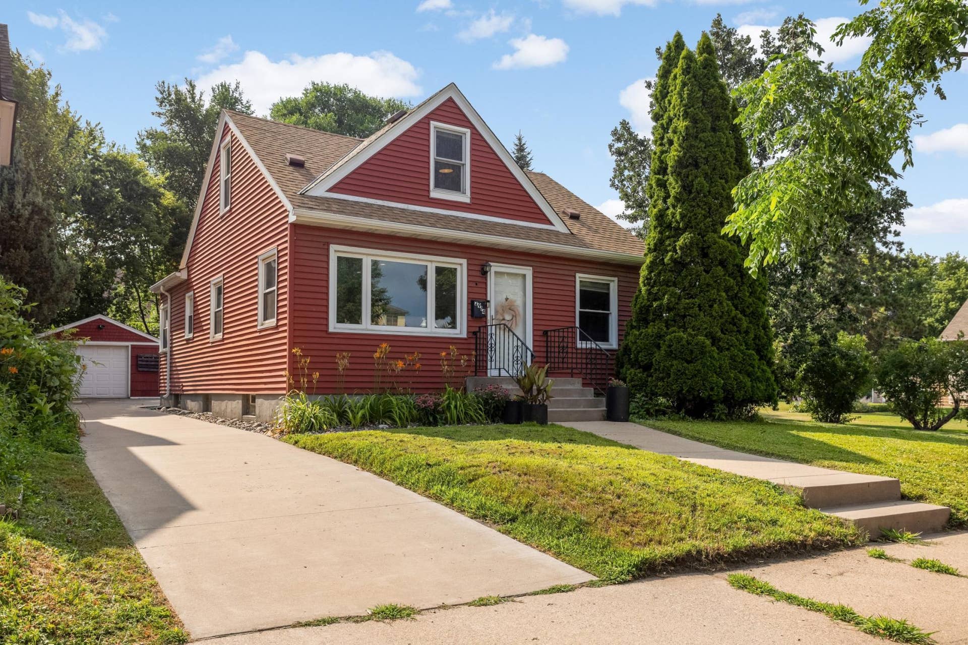 2914 Randolph Street NE, 51, Minneapolis, MN 55418 1 Cover.jpg