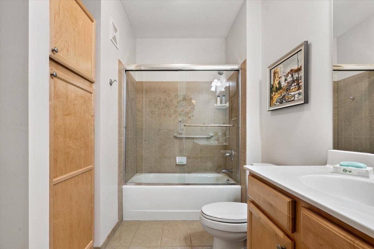 1940 Fulham Street, #207, Roseville, MN 55113 1940 Fulham Street, #207, Roseville, MN 55113