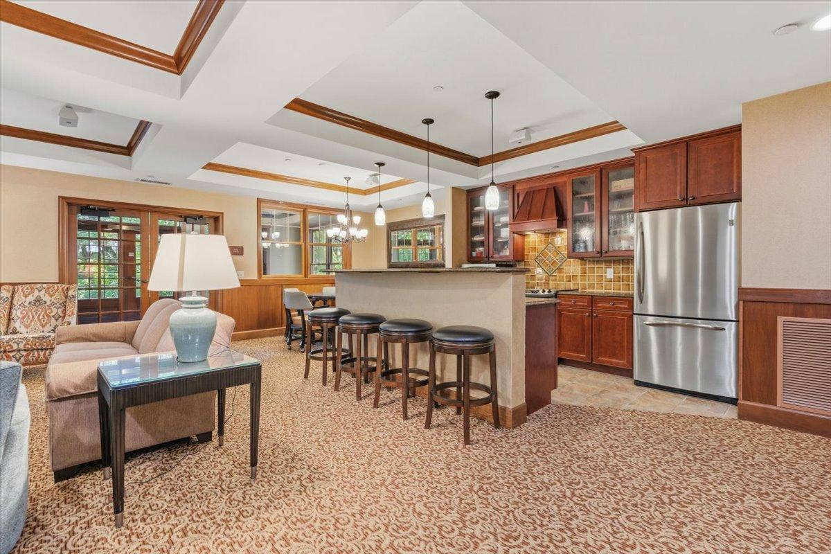 1940 Fulham Street, #207, Roseville, MN 55113 1940 Fulham Street, #207, Roseville, MN 55113