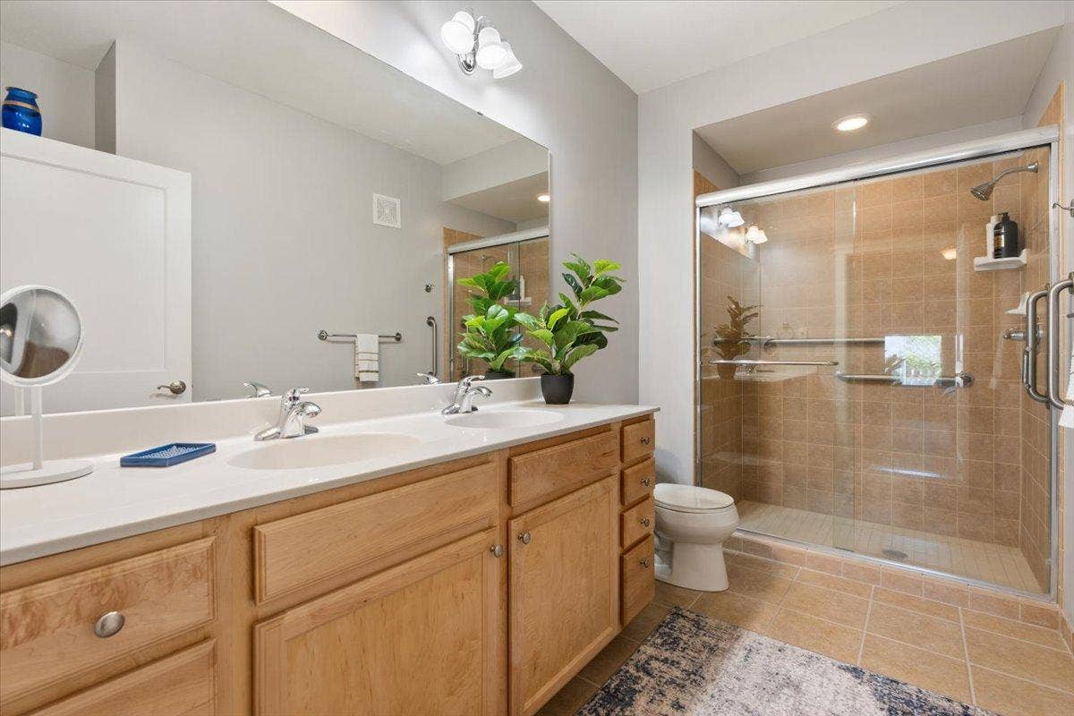 1940 Fulham Street, #207, Roseville, MN 55113 1940 Fulham Street, #207, Roseville, MN 55113