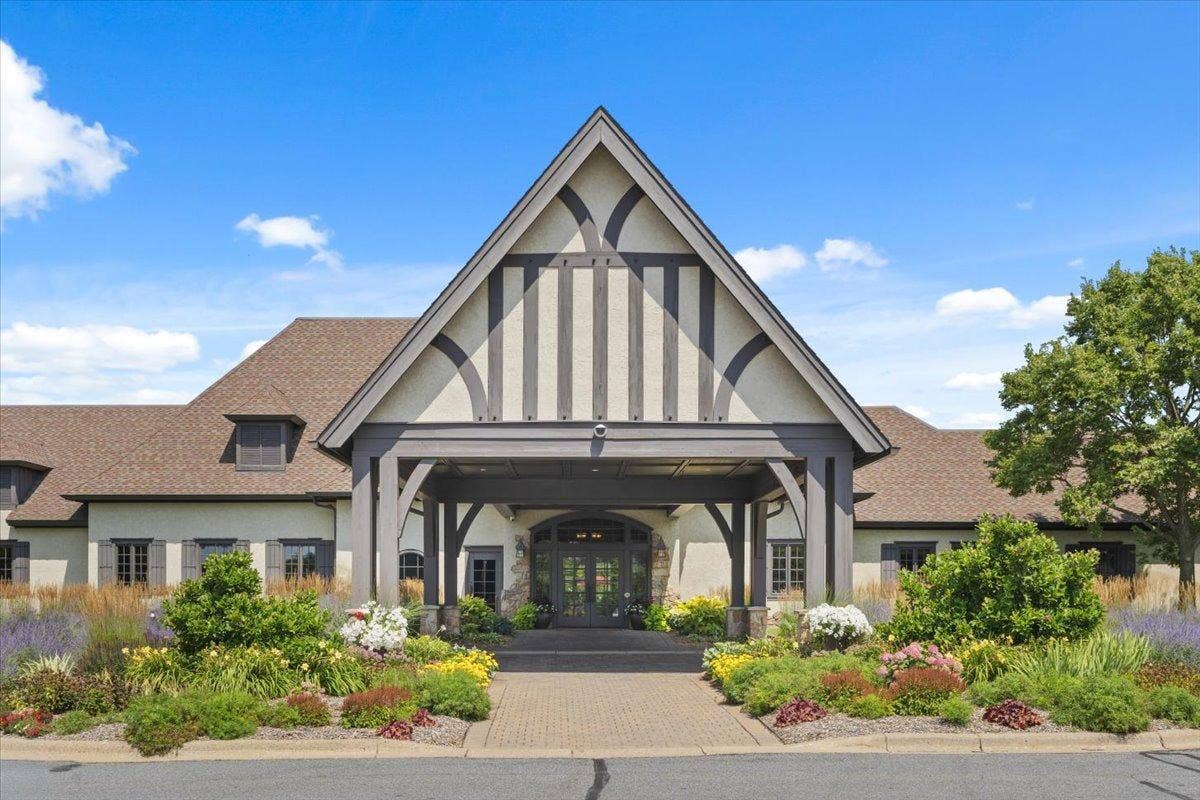 1940 Fulham Street, #207, Roseville, MN 55113 1940 Fulham Street, #207, Roseville, MN 55113