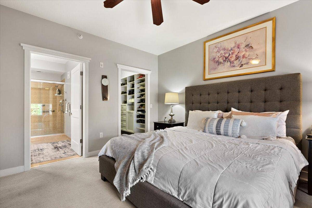 1940 Fulham Street, #207, Roseville, MN 55113 1940 Fulham Street, #207, Roseville, MN 55113