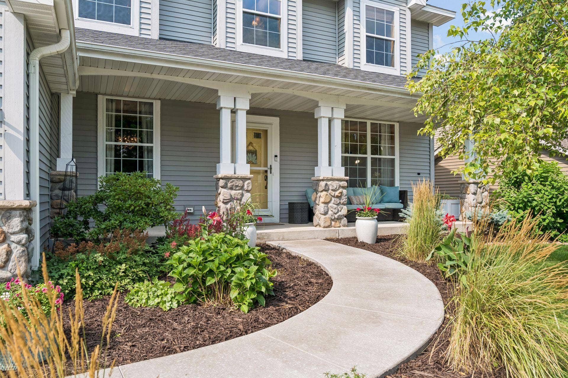 16393 78th Avenue N, Maple Grove, MN 55311 16393 78th Avenue N, Maple Grove, MN 55311