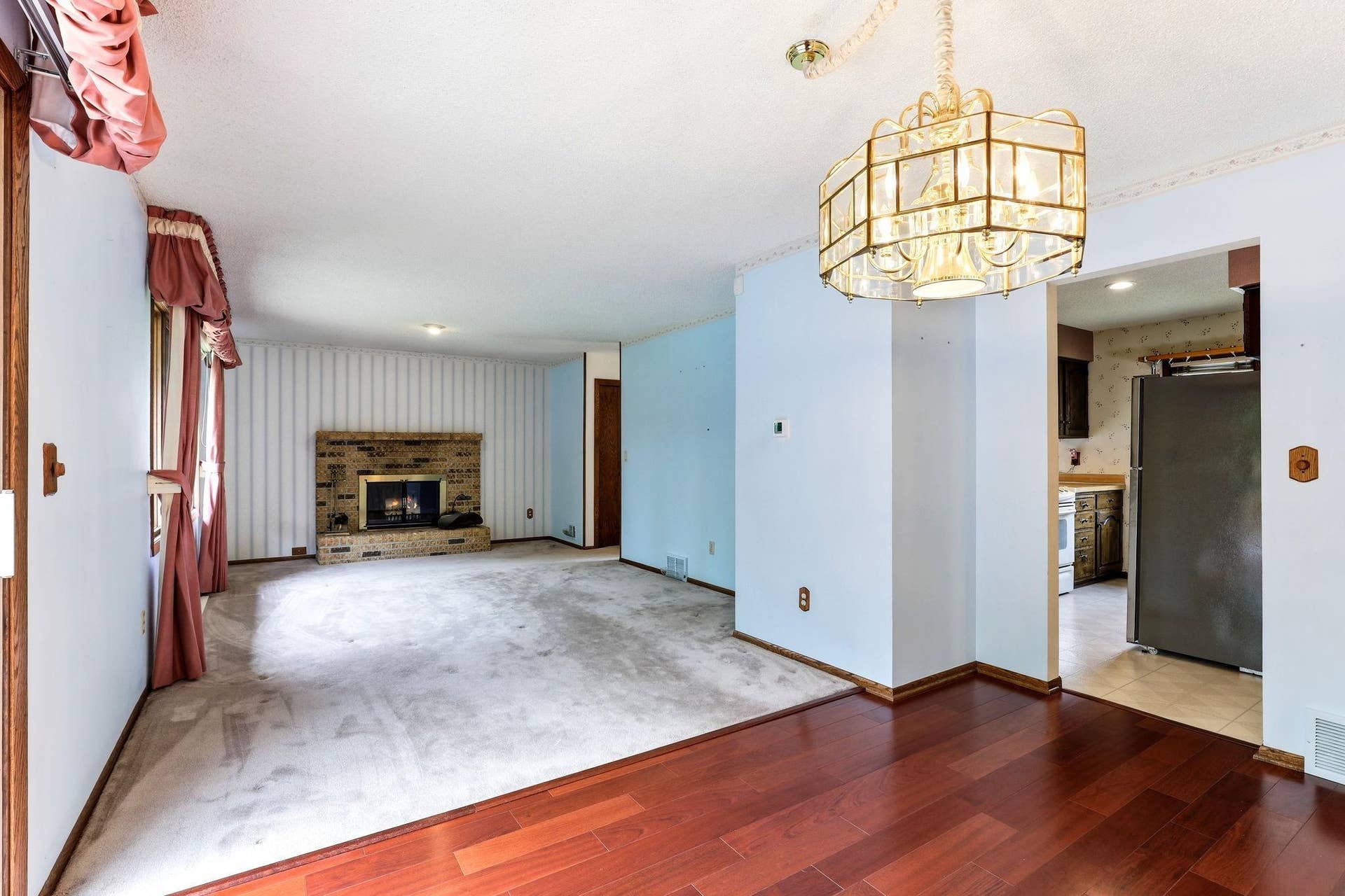 525 Lakewood Drive S, Maplewood, MN 55119 8-web-or-mls-525-Lakewood-Dr-S-08.jpg