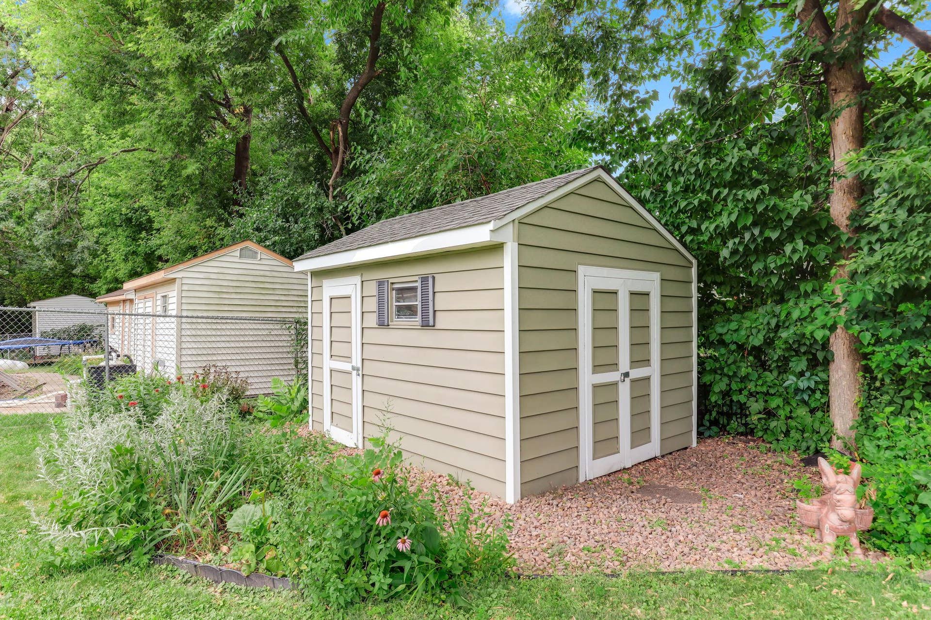 525 Lakewood Drive S, Maplewood, MN 55119 36-web-or-mls-525-Lakewood-Dr-S-36.jpg