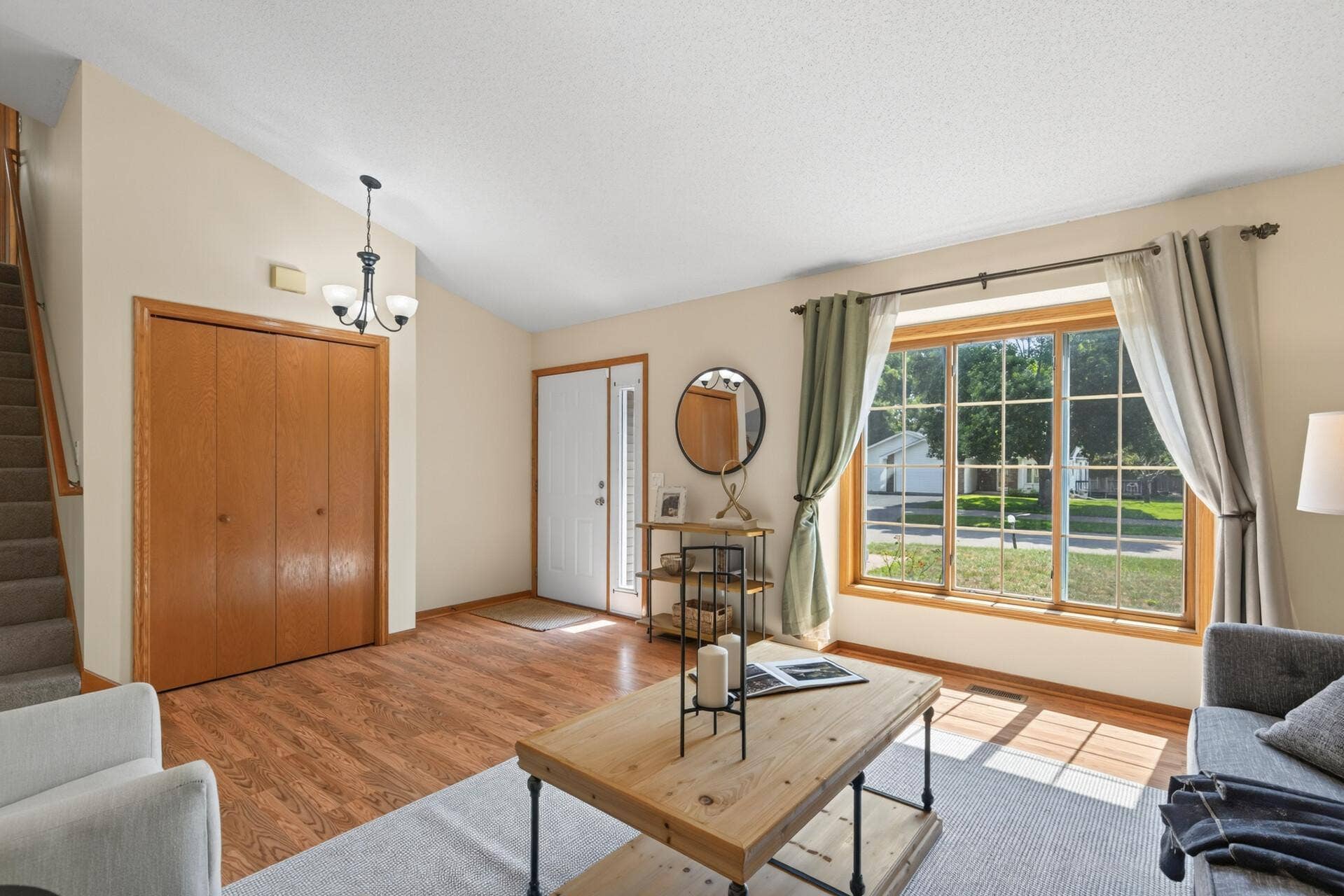 3900 51st Avenue N, Brooklyn Center, MN 55429 3900 51st Avenue N, Brooklyn Center, MN 55429