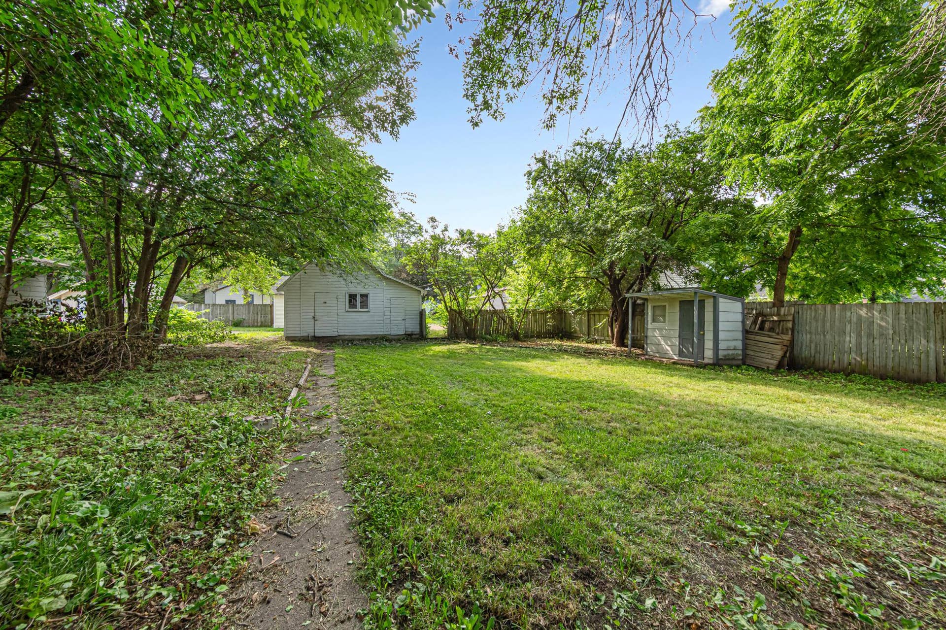 1519 N 4th Street, Mankato, MN 56001 6 back.jpg