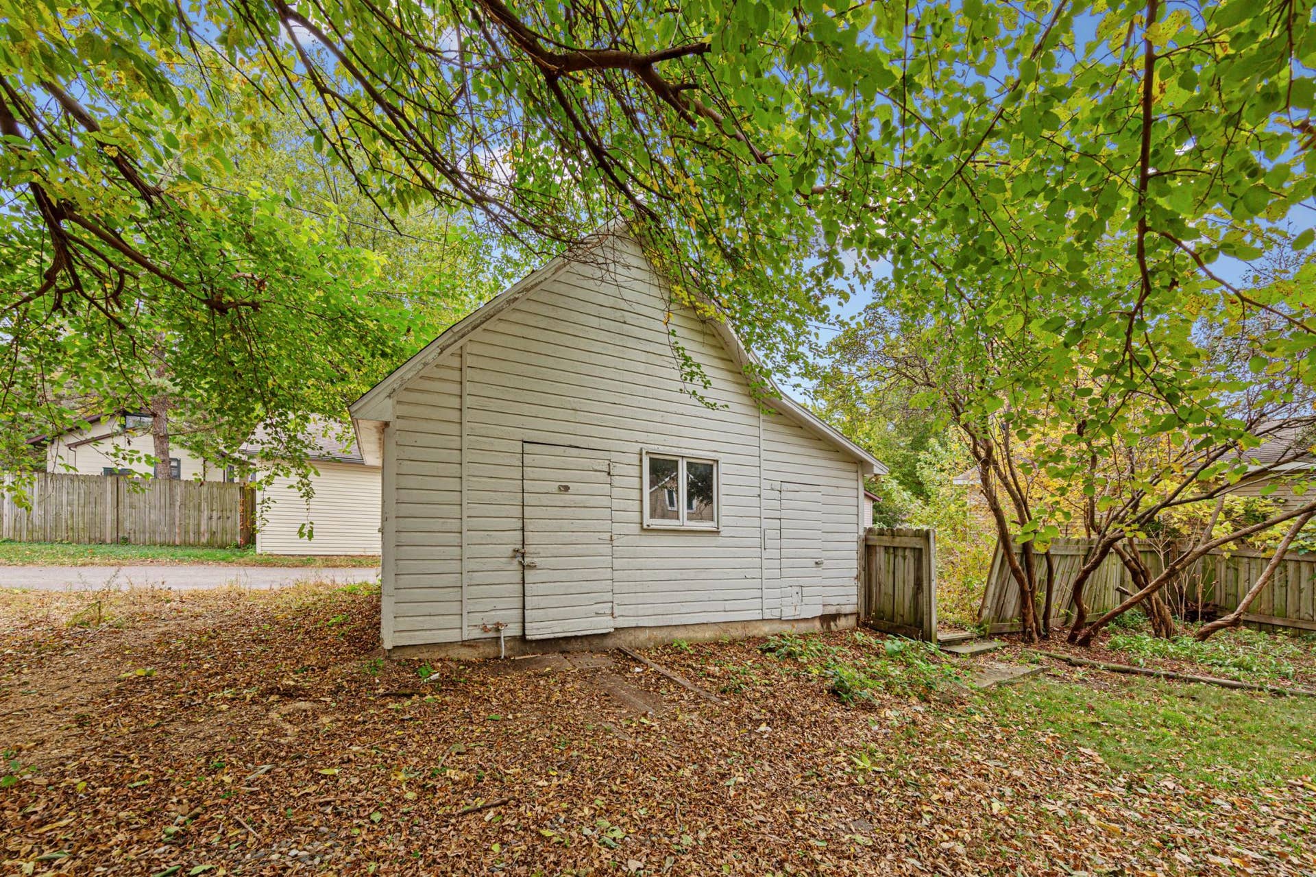 1519 N 4th Street, Mankato, MN 56001 8 garage.jpg