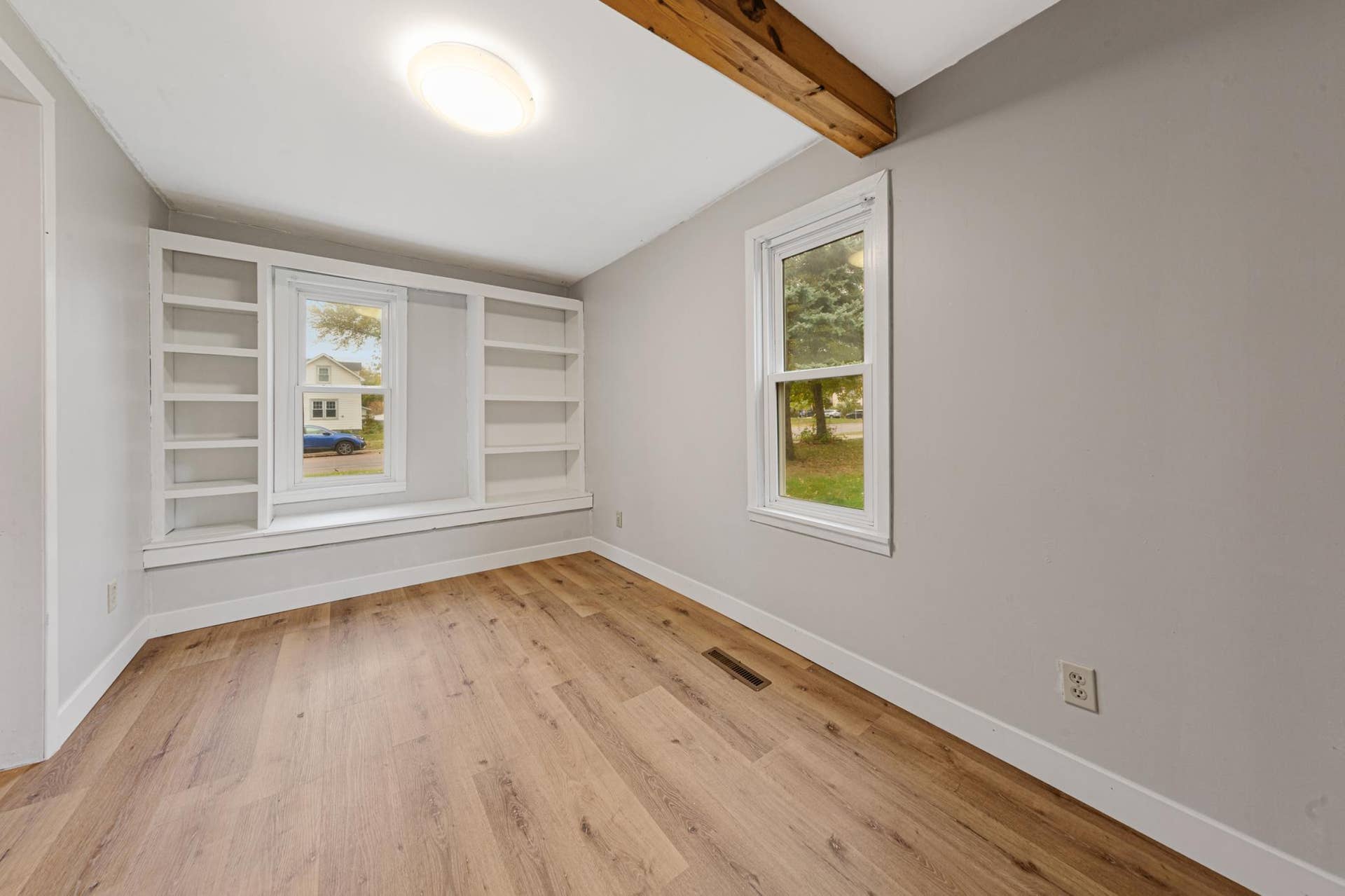 1519 N 4th Street, Mankato, MN 56001 17 bedroom 1.jpg