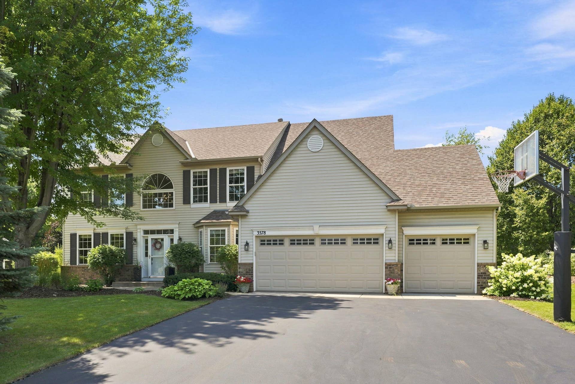 3578 Commonwealth Road, Woodbury, MN 55125 3578 Commonwealth Road, Woodbury, MN 55125